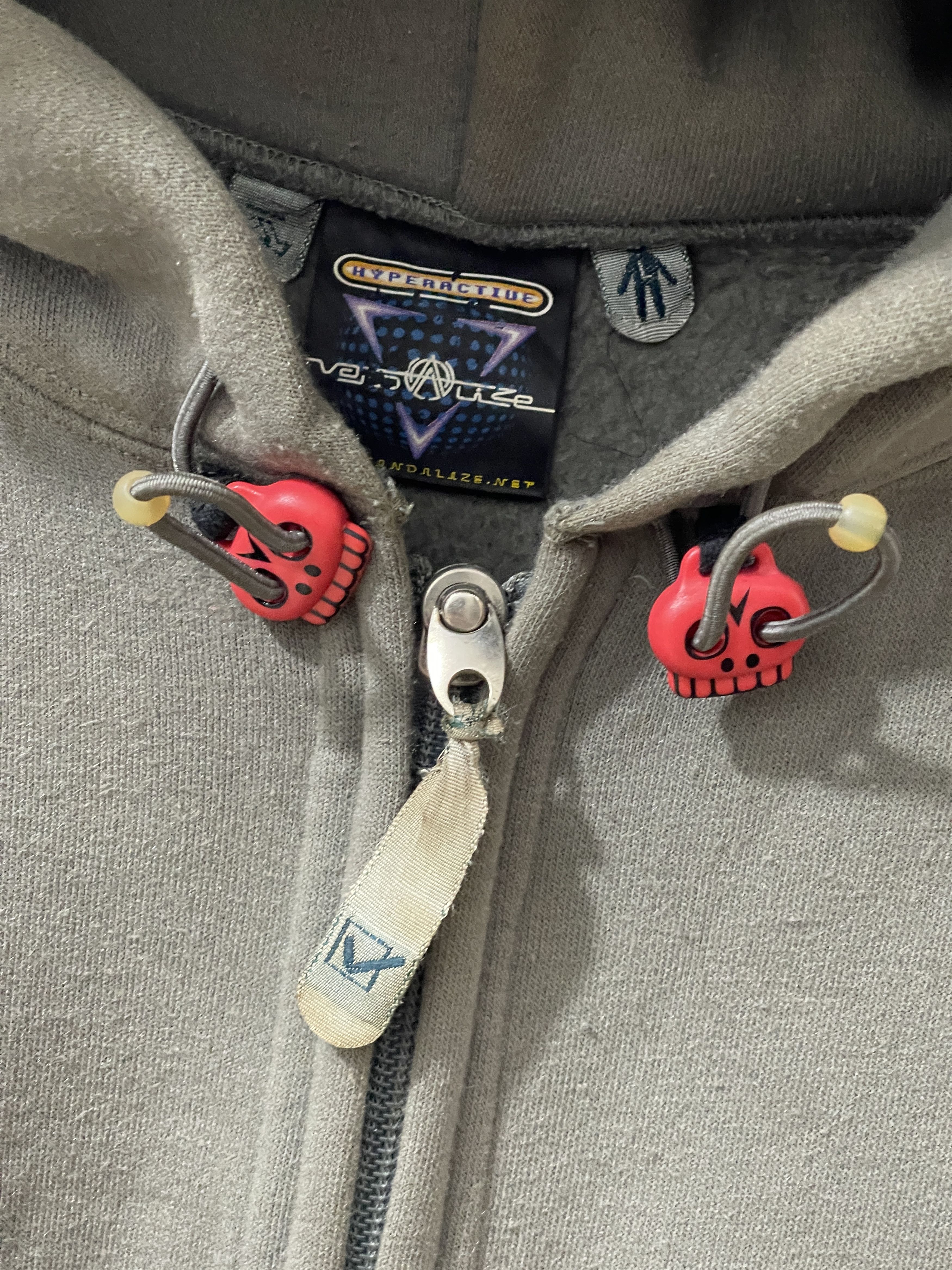 Vandalize Vandalize Japan Archive Thrashed Faded Hoodie Size US L / EU 52-54 / 3 - 3 Thumbnail