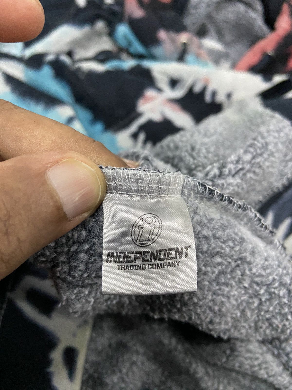 Independent Trading Co. PINK + DOLPHIN THIS IS A JOURNEY INTO THE DEEP HOODIE Size US XXL / EU 58 / 5 - 13 Thumbnail