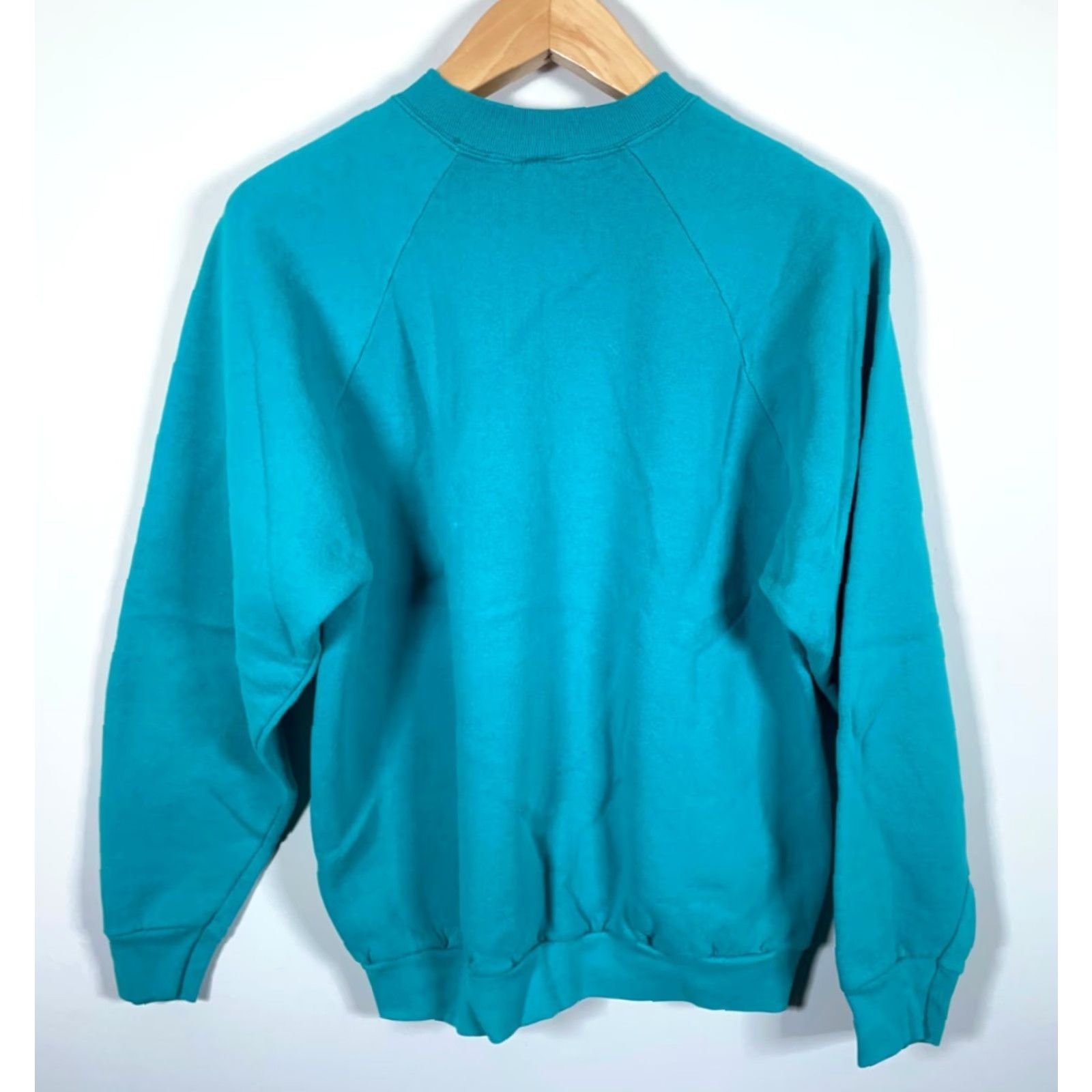 Vintage VINTAGE 90s Sweatshirt Mens Large Teal Crewneck Raglan Sleeves Solid Cotton Blend Lightweight Pullover Shirts Mens Size US L / EU 52-54 / 3 - 2 Thumbnail