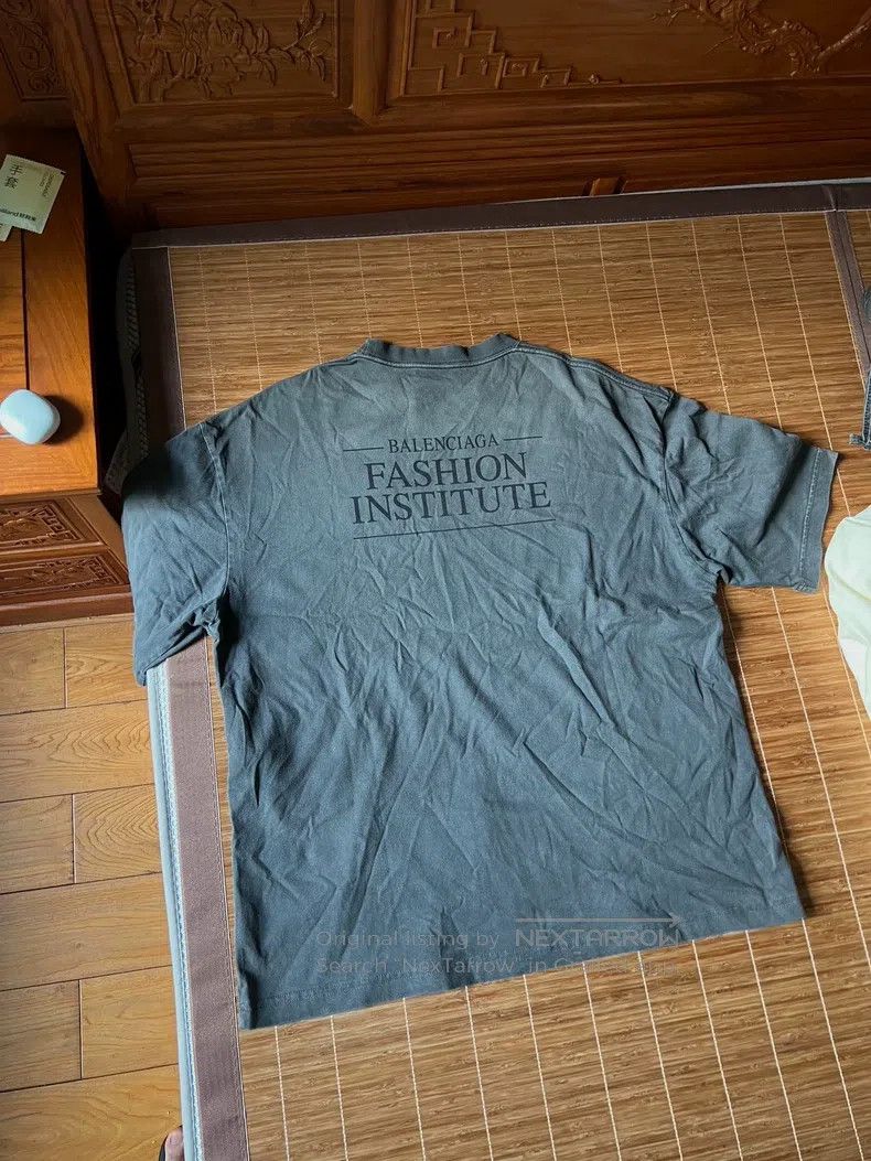 Balenciaga Balenciaga Short Sleeve Size US M / EU 48-50 / 2 - 1 Thumbnail