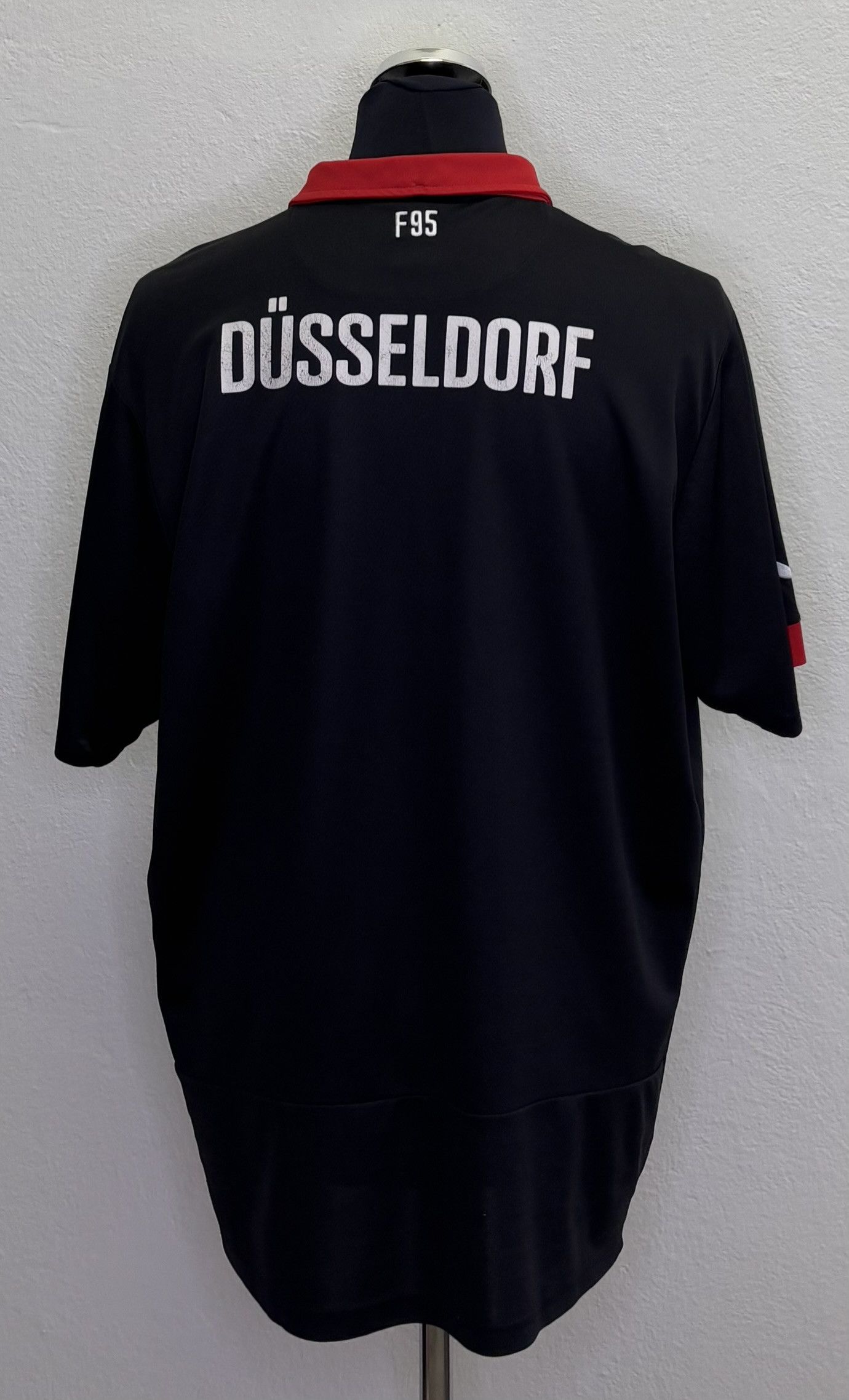 Puma Fortuna Dusseldorf 2014-2015 Puma Football Jersey Size XXL Size US XXL / EU 58 / 5 - 2 Thumbnail