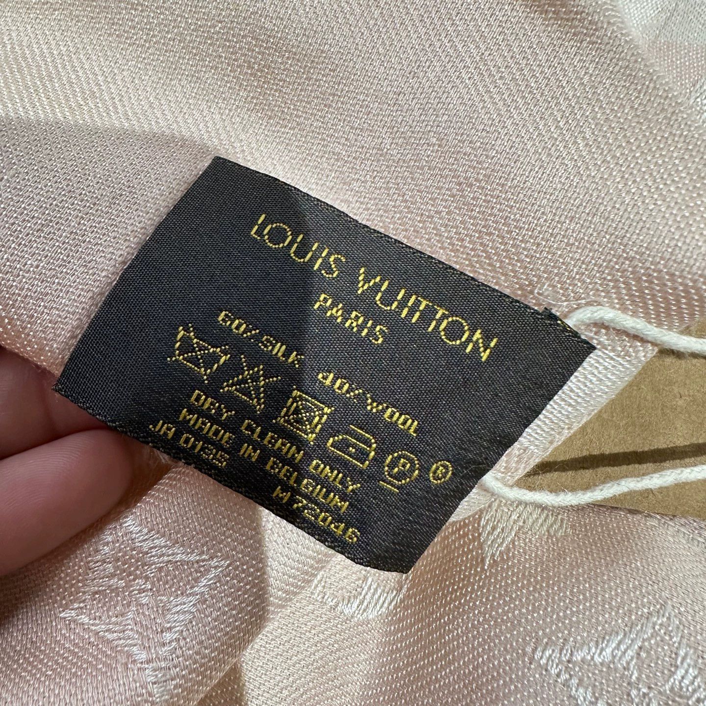 Louis Vuitton Louis Vuitton jan269 Monogram silk fringe scarf Size ONE SIZE - 3 Thumbnail