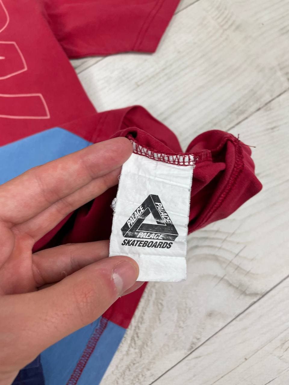 Palace Palace Flaggin T Shirt Size US S / EU 44-46 / 1 - 6 Thumbnail