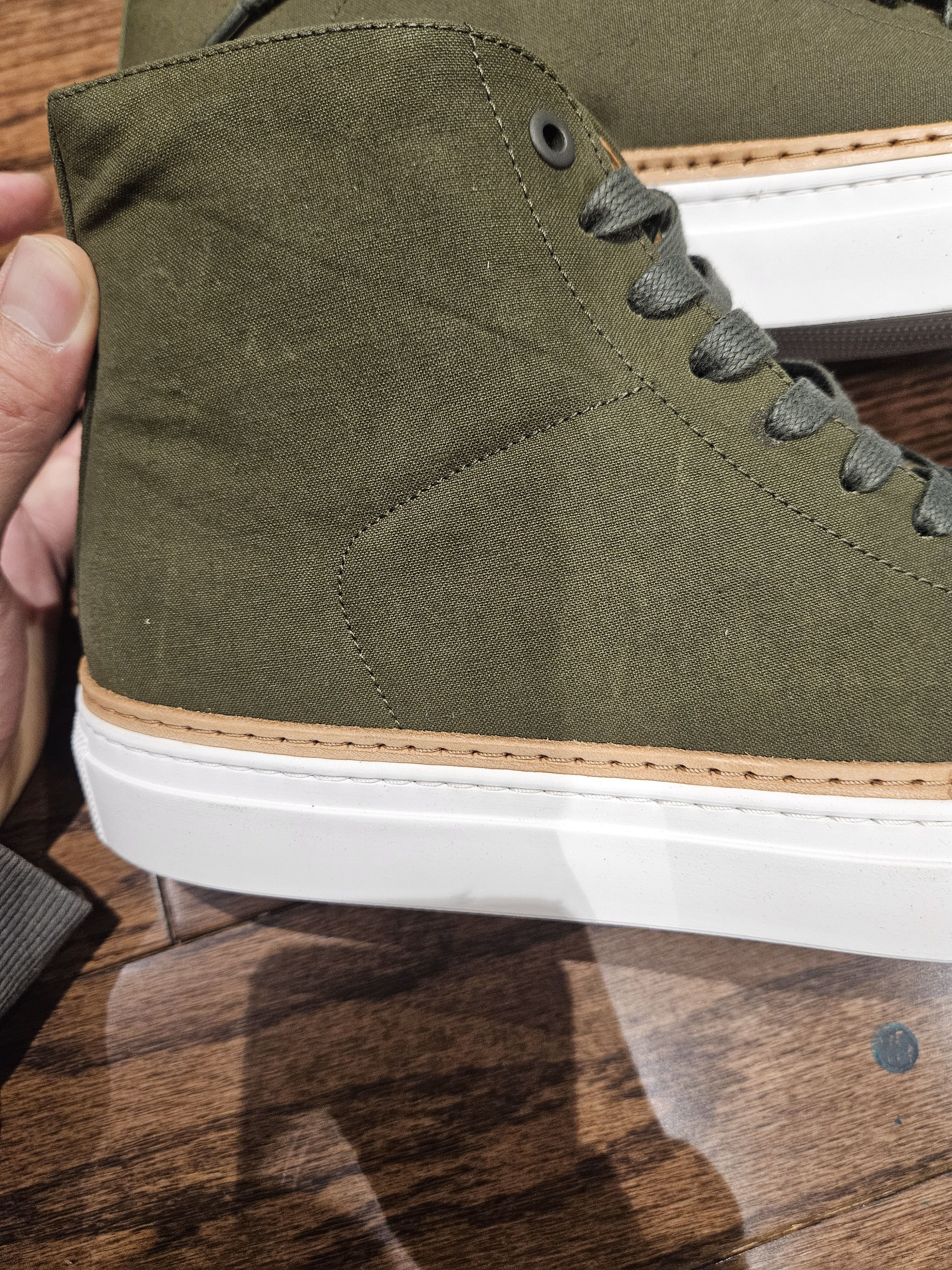 Mulberry (80% off STORE CLOSURE) Mulberry No. 288, Olive size 7 Size US 7 / EU 40 - 2 Thumbnail