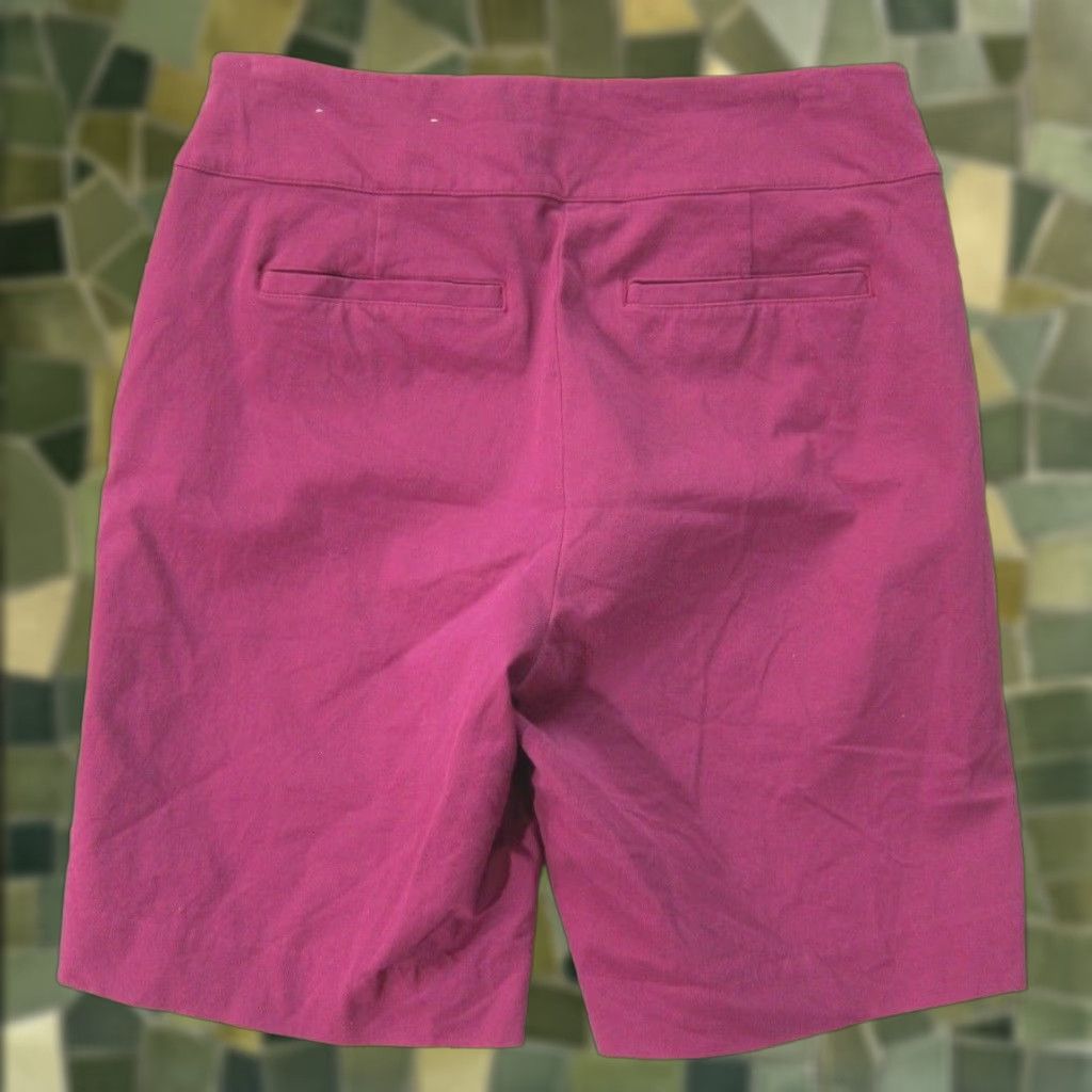 Soft Surroundings Soft Surroundings Pink Cotton Stretch Bermuda Short Women S Short Size 28" / US 6 / IT 42 - 1 Thumbnail