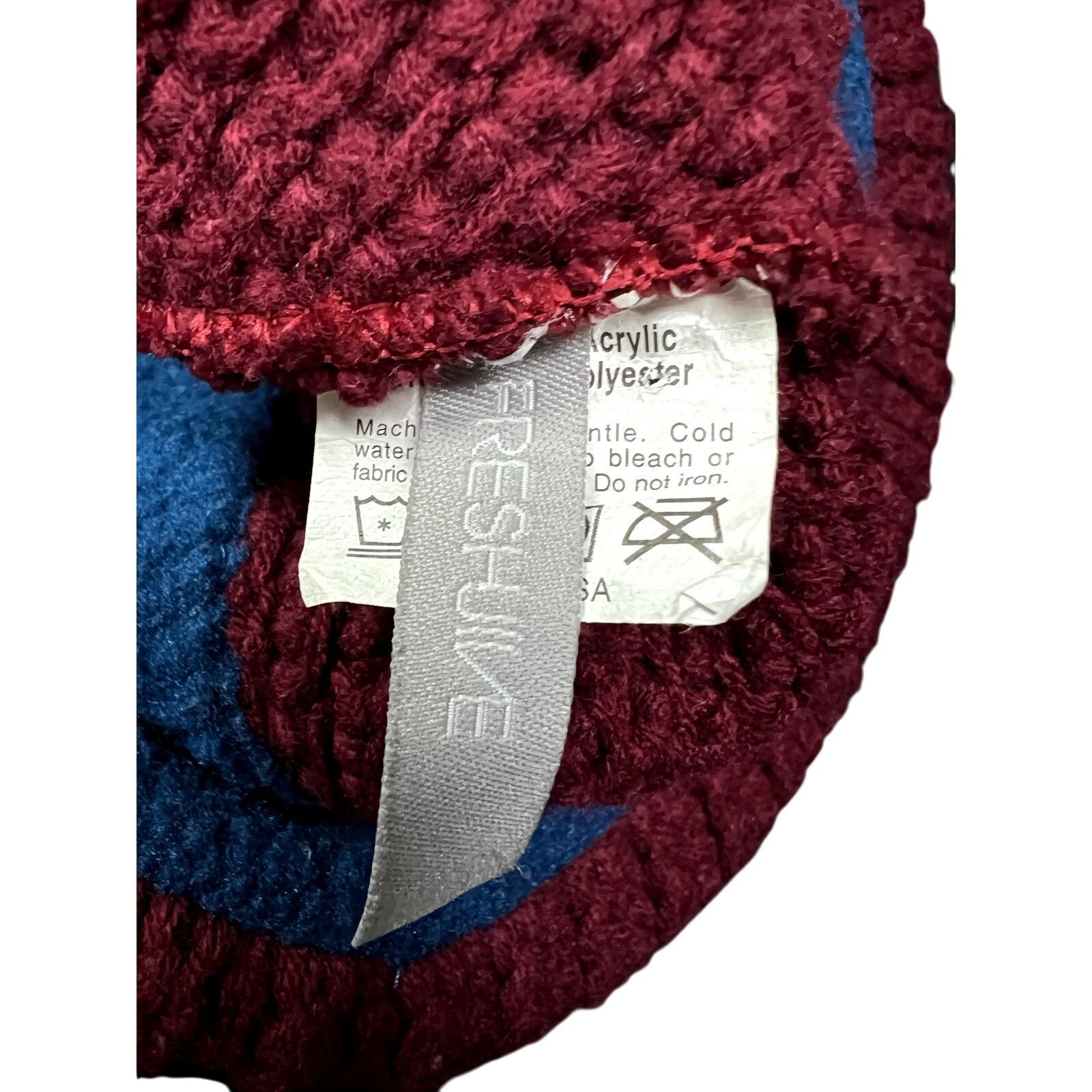 Freshjive Vintage Y2K Freshjive Red Knit Brimmed Skater Hat - Dark Red Size ONE SIZE - 6 Thumbnail