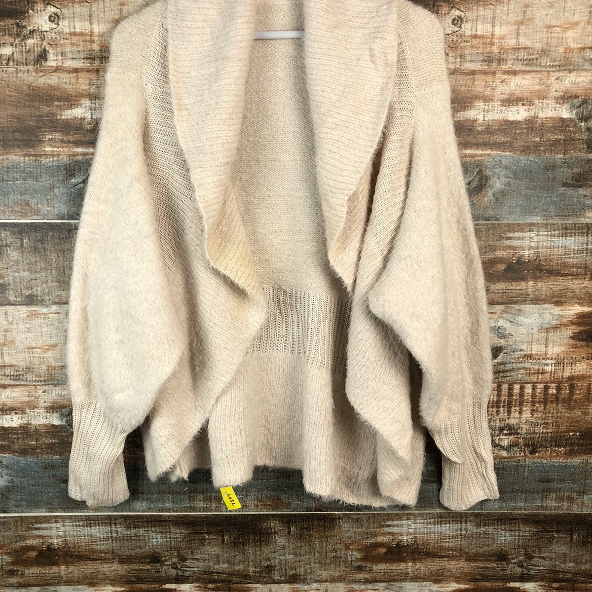 Japanese Brand DLL Ryuyu Cream Cardigan Knitwear #C052 Size M / US 6-8 / IT 42-44 - 3 Thumbnail
