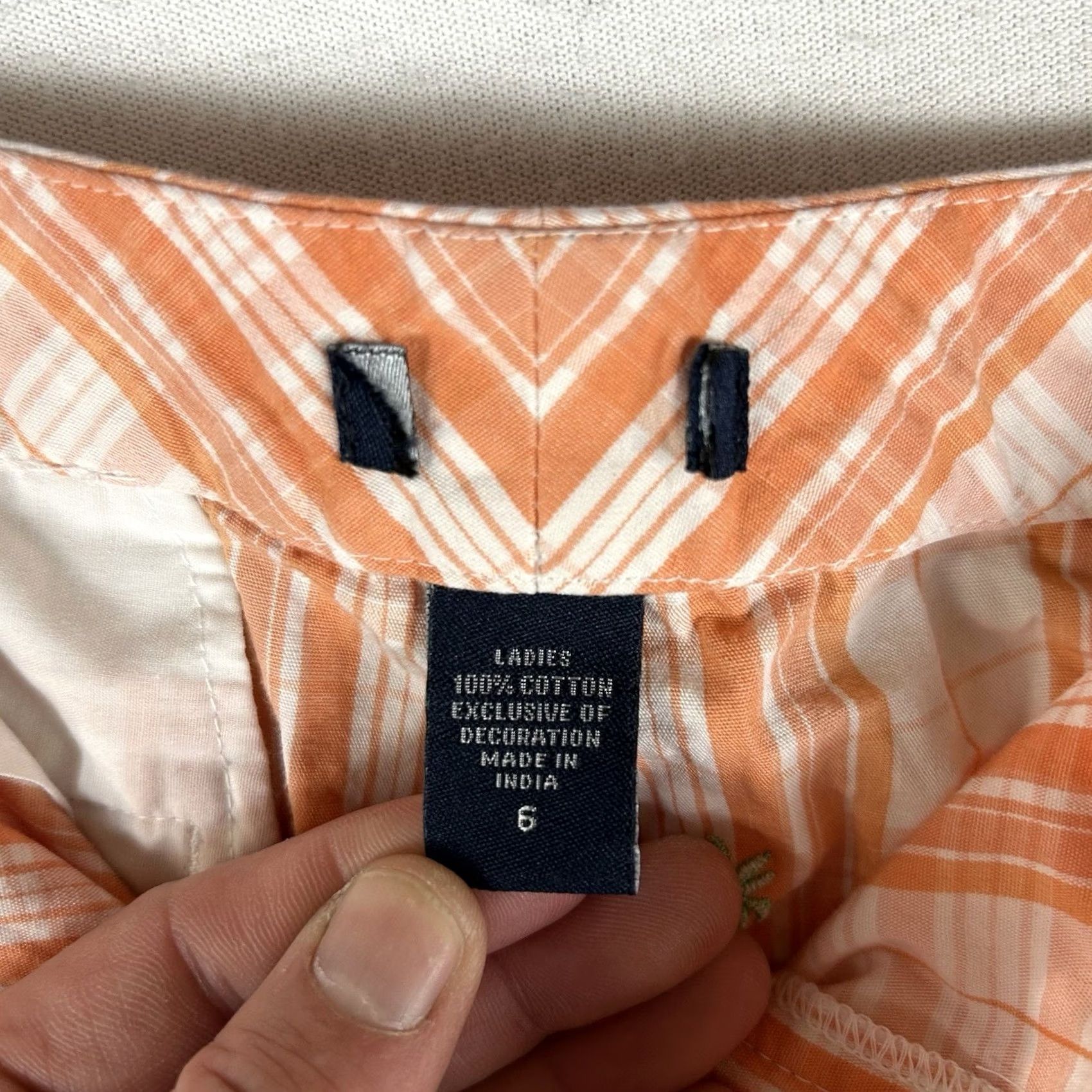 Izod Izod Golf Shots Womens 6 Orange Plaid Embroidered Casual Chino Hiking Shirt Size 28" / US 6 / IT 42 - 4 Thumbnail