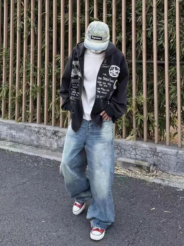 VIBE Washed and whitened creased vintage baggy jeans Size US 34 / EU 50 - 5 Thumbnail