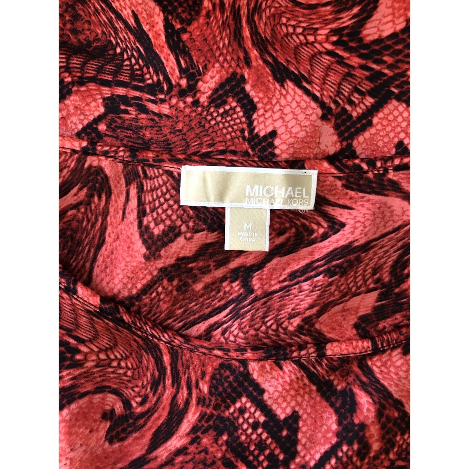 Michael Kors Michael Kors Satin Top Blouse M Orange Snake Print Roll Tab Short Sleeve Career Size M / US 6-8 / IT 42-44 - 4 Thumbnail