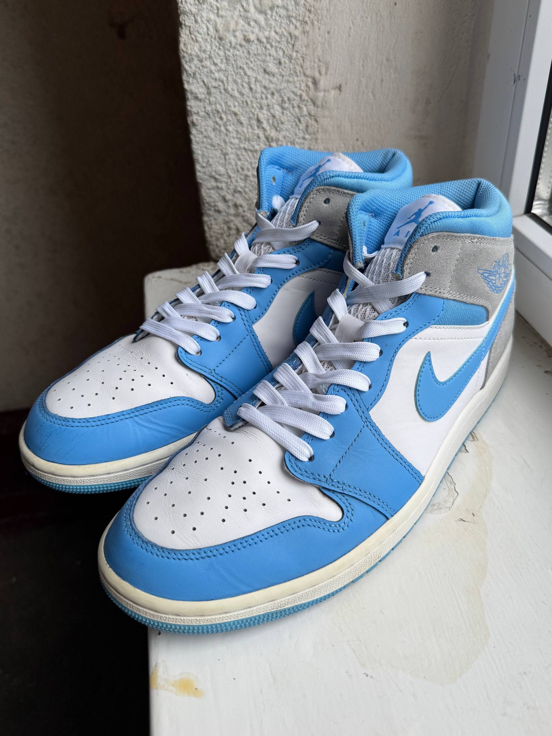 Jordan Brand Nike Air Jordan 1 Hi-Top Sneakers Blue White Size US 11 Size US 11 / EU 44 - 3 Thumbnail