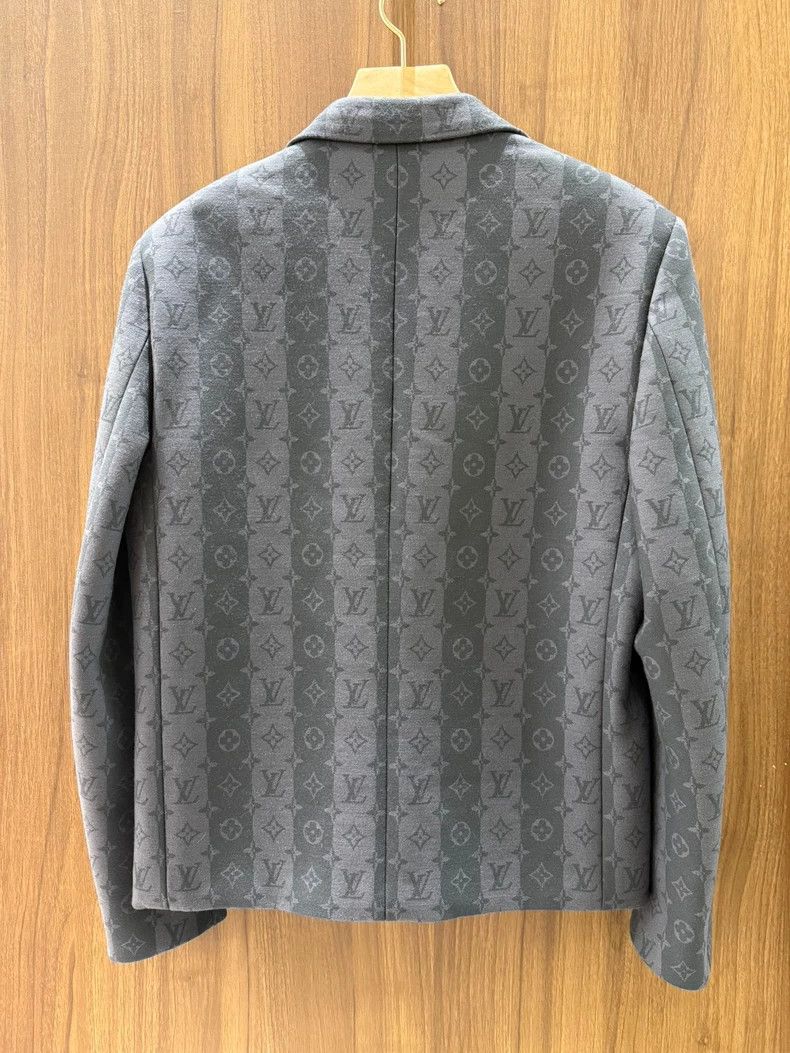 Louis Vuitton Louis Vuitton NIGO Love Embroidered Blazer jacket Size US M / EU 48-50 / 2 - 2 Thumbnail