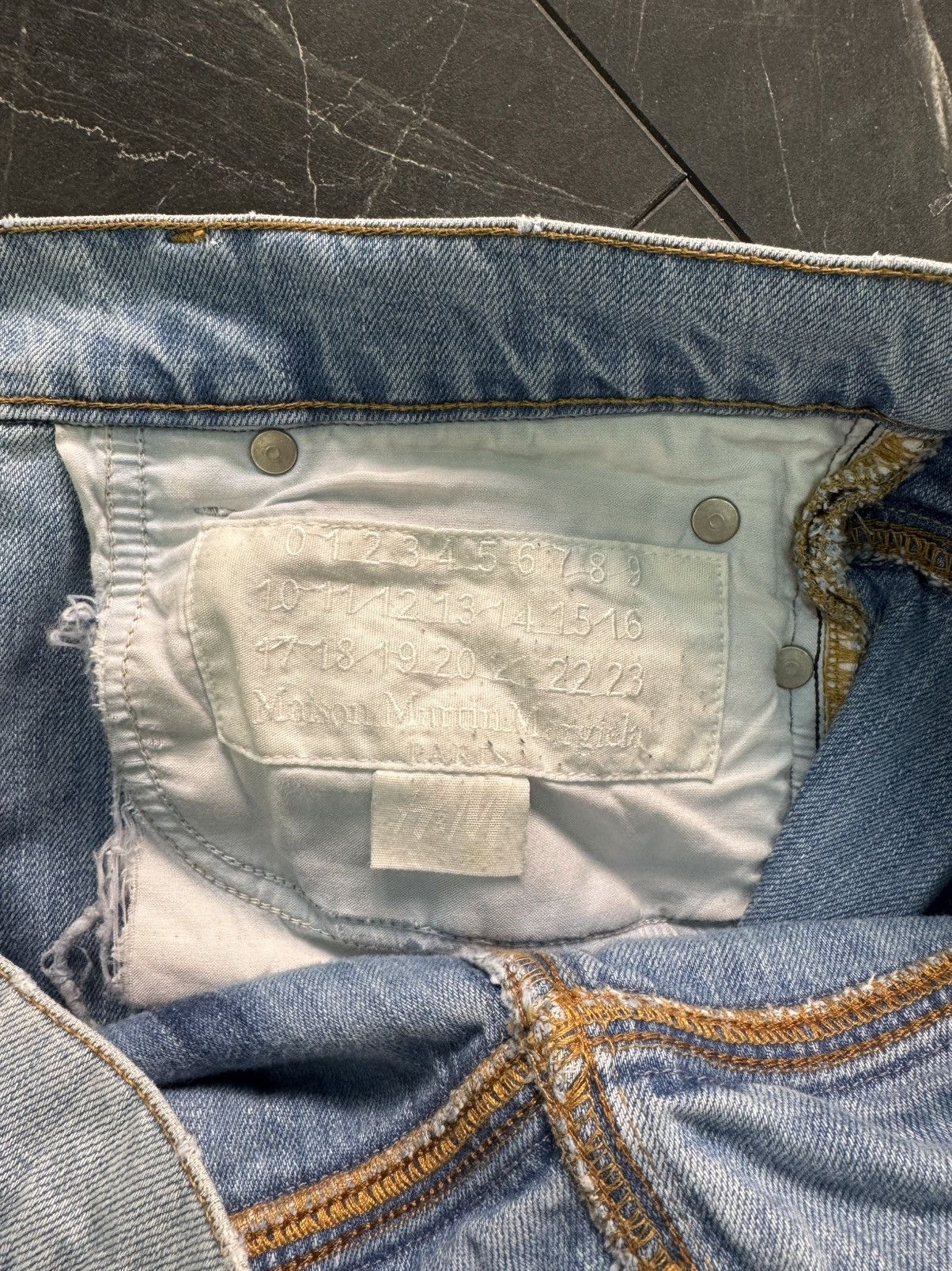 H&M × Maison Margiela Maison Margiela x H&M Reverse Inside-Out Denim Size US 34 / EU 50 - 6 Thumbnail