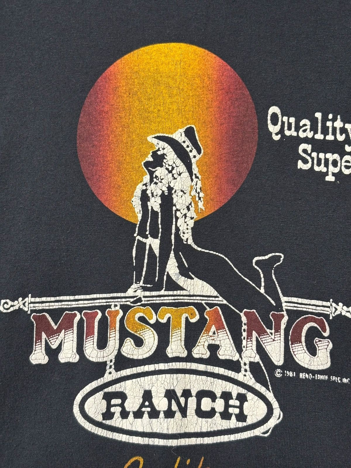 Fruit Of The Loom Vintage Mustang Ranch Strippers Tshirt Size US L / EU 52-54 / 3 - 3 Thumbnail