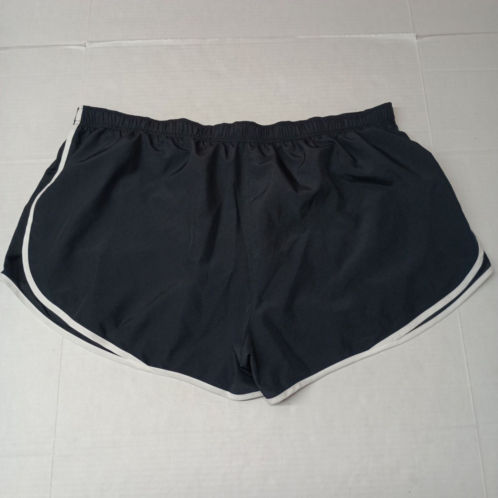 Nike Nike Tempo Plus Size Dri-Fit Athletic Shorts Womens 3X Black Size 30" / US 8 / IT 44 - 6 Thumbnail