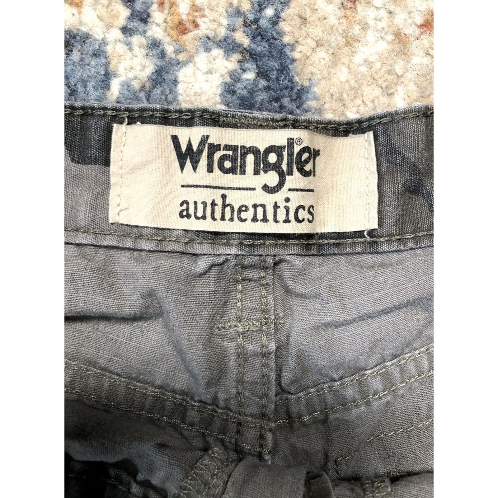 Wrangler Wrangler Cargo Shorts Mens 34 Gray Camouflage Cotton Canvas Relaxed Fit Outdoor Size US 34 / EU 50 - 5 Thumbnail