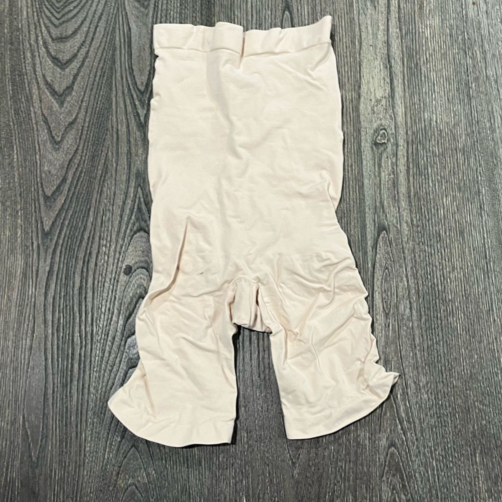 SKIMS NWOT Skims Shapewear Knee Sculpting Mid Thigh Open Gusset Size ONE SIZE - 1 Thumbnail