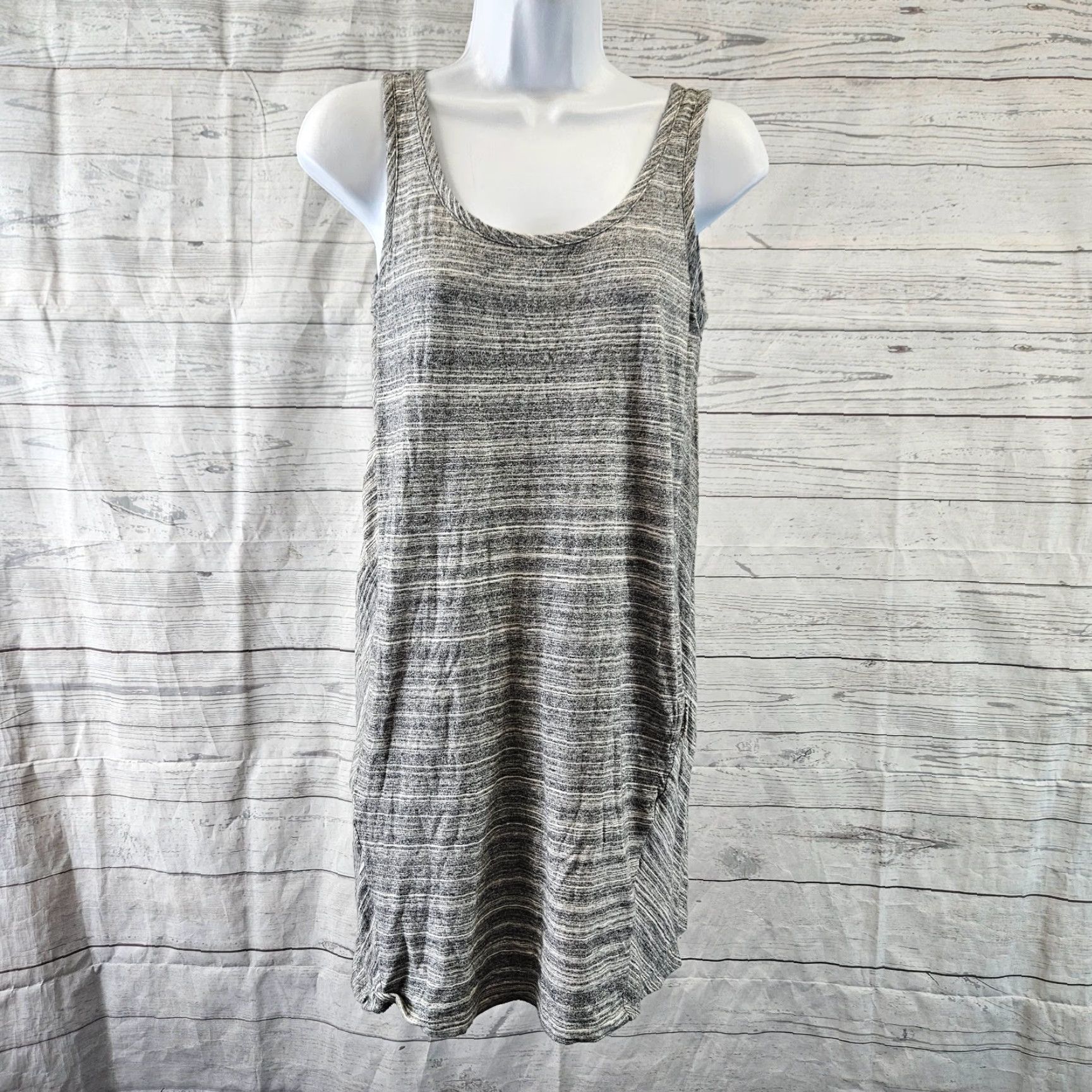 Loft VINTAGE? No. Ann Taylor LOFT Dress Womens Gray Cotton Pockets Scoop Neck Short Length Size M Casual Tank Dress Womens Medium Gray Cotton Pockets Size M / US 6-8 / IT 42-44 - 2 Thumbnail