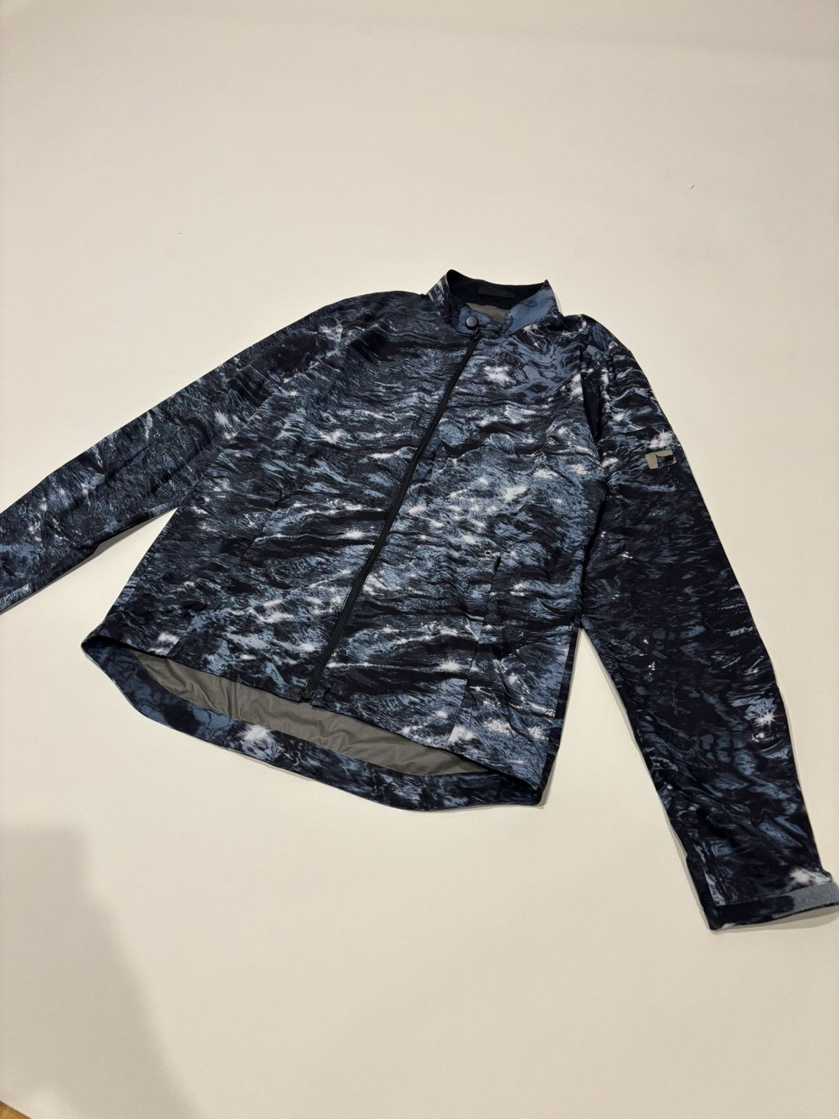 Undercover Undercover SS10 ‘Less But Better’ Water Print Windbreaker Size US M / EU 48-50 / 2 - 2 Thumbnail