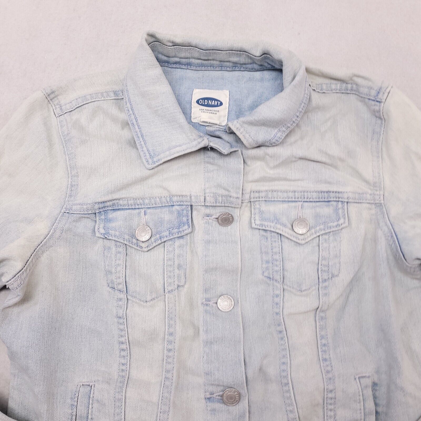Old Navy Old Navy Button Up Denim Jean Jacket Womens Size S Blue Size S / US 4 / IT 40 - 1 Thumbnail