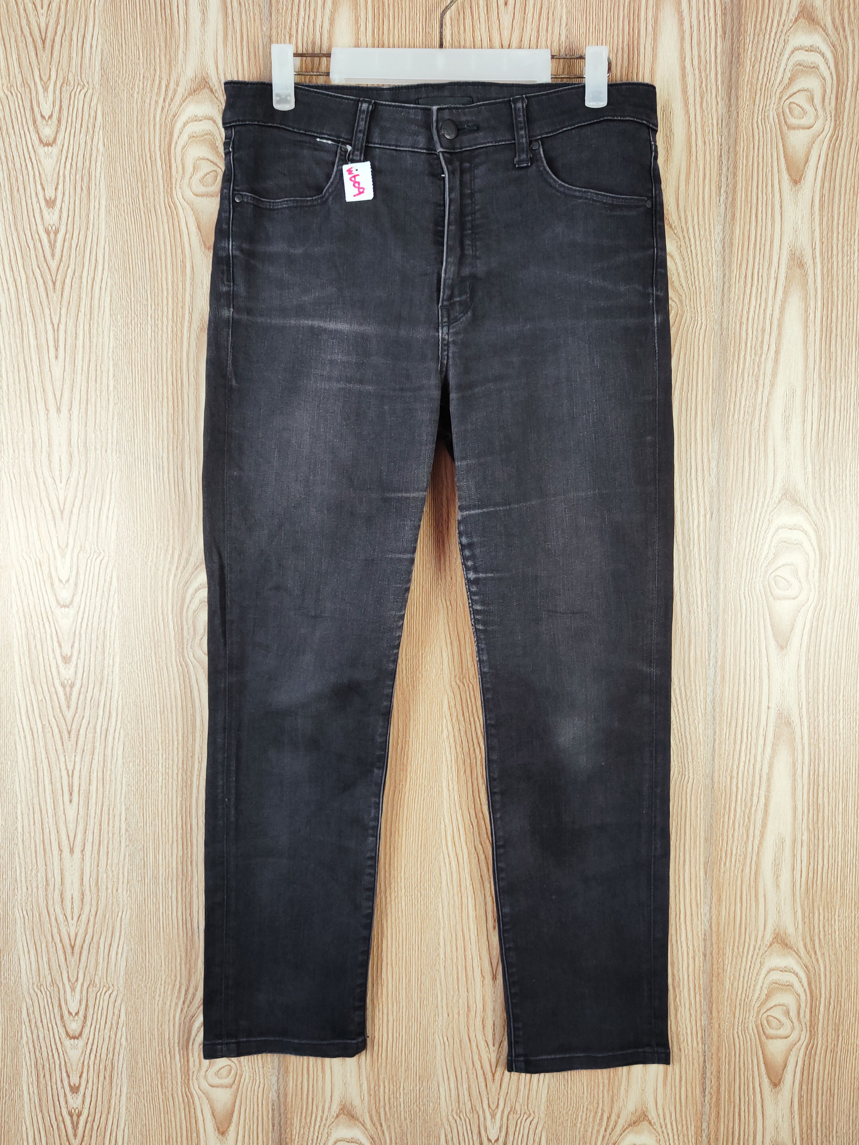 Japanese Brand Uniqlo fabirc by kaihara Black Distressed Ripped Jeans #W609 Size US 30 / EU 46 - 1 Thumbnail