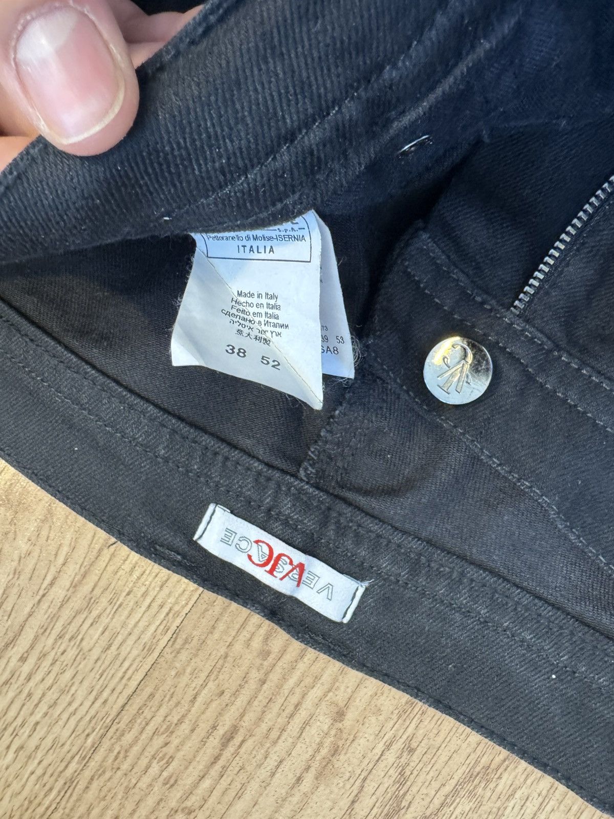 Versace Vintage Versace Jeans – Size 38 – Excellent Condition Size US 38 / EU 54 - 2 Thumbnail