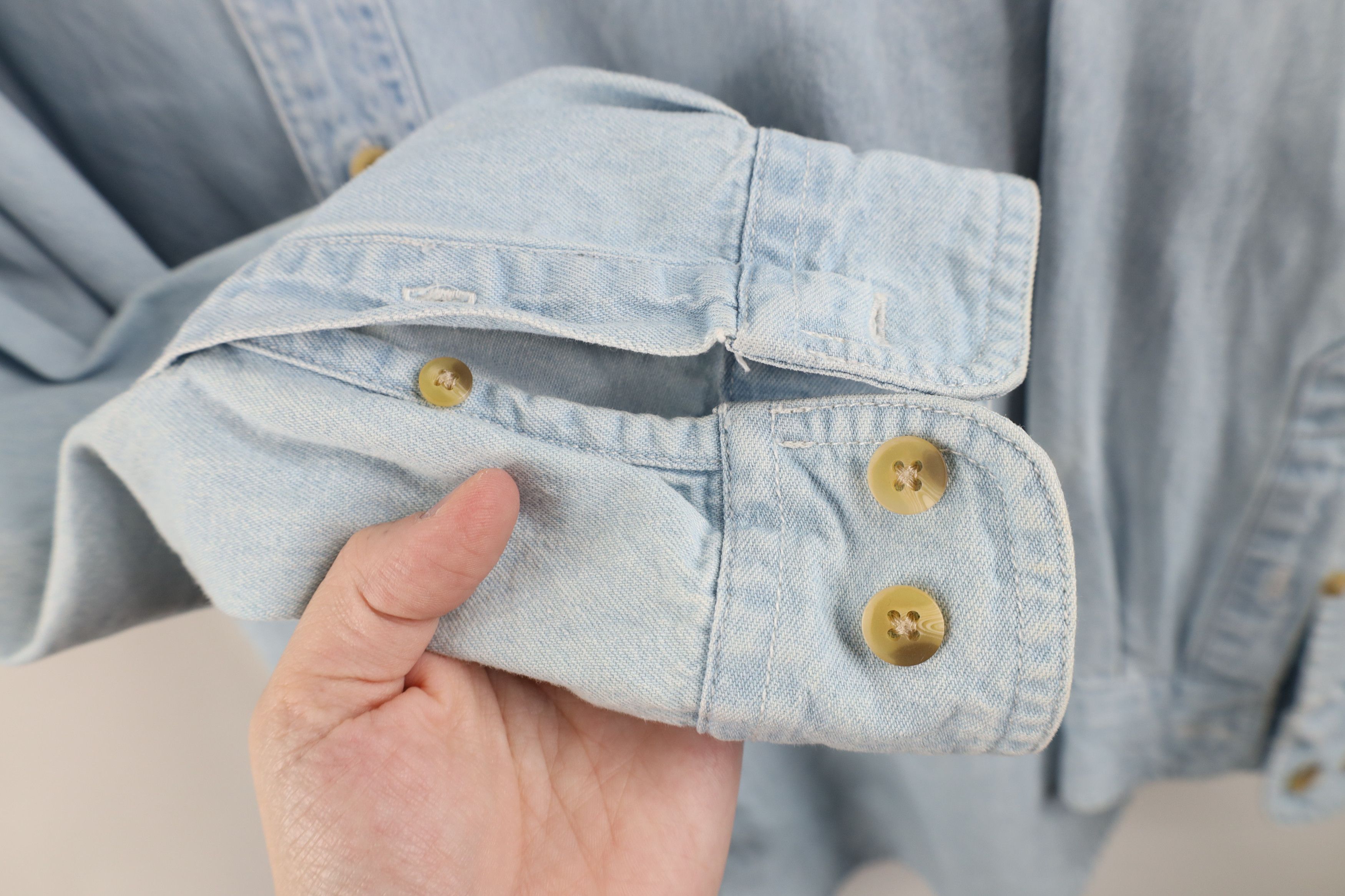 Vintage Vintage 90s Ohio State University Denim Jean Button Shirt Size US L / EU 52-54 / 3 - 10 Thumbnail