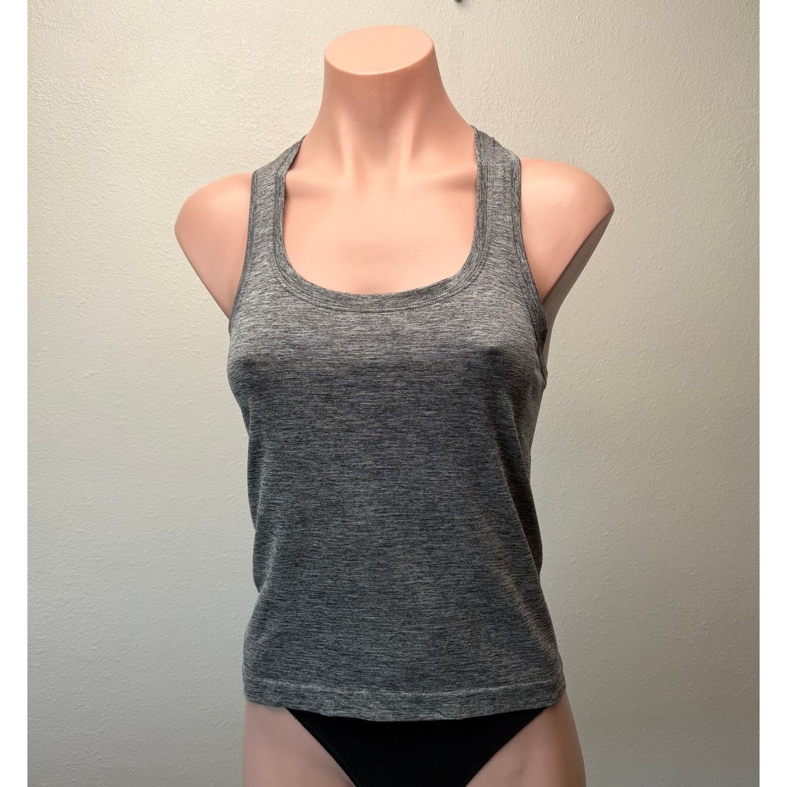 Lululemon Lululemon Swiftly Tech Racerback Tank Gray Women 4 Size S / US 4 / IT 40 - 1 Thumbnail