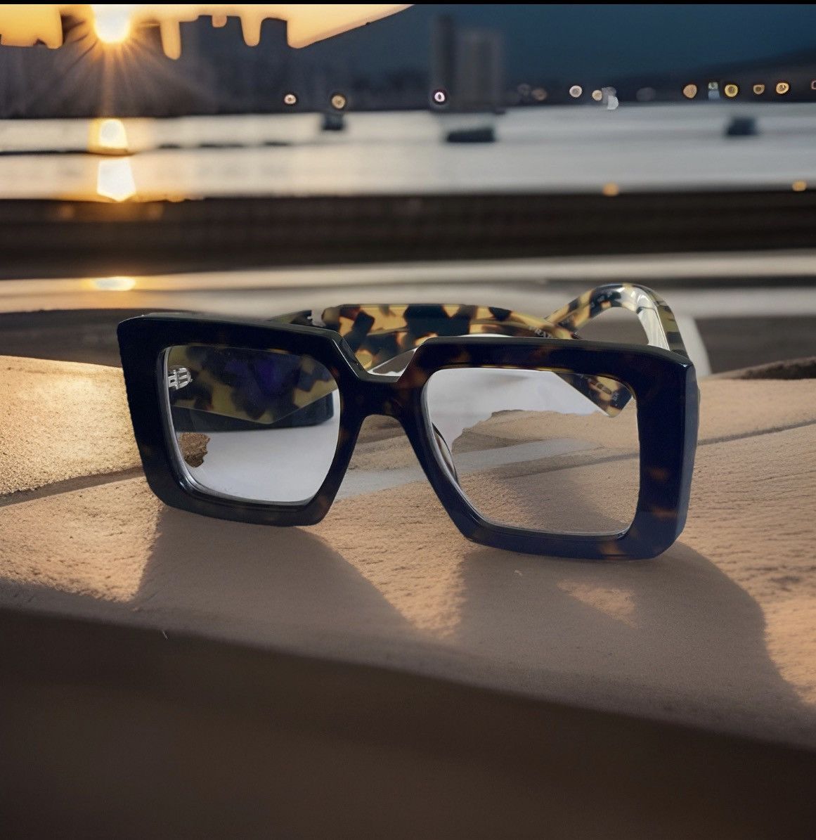 Prada Prescription lens sunglasses 😎 Size ONE SIZE - 1 Thumbnail