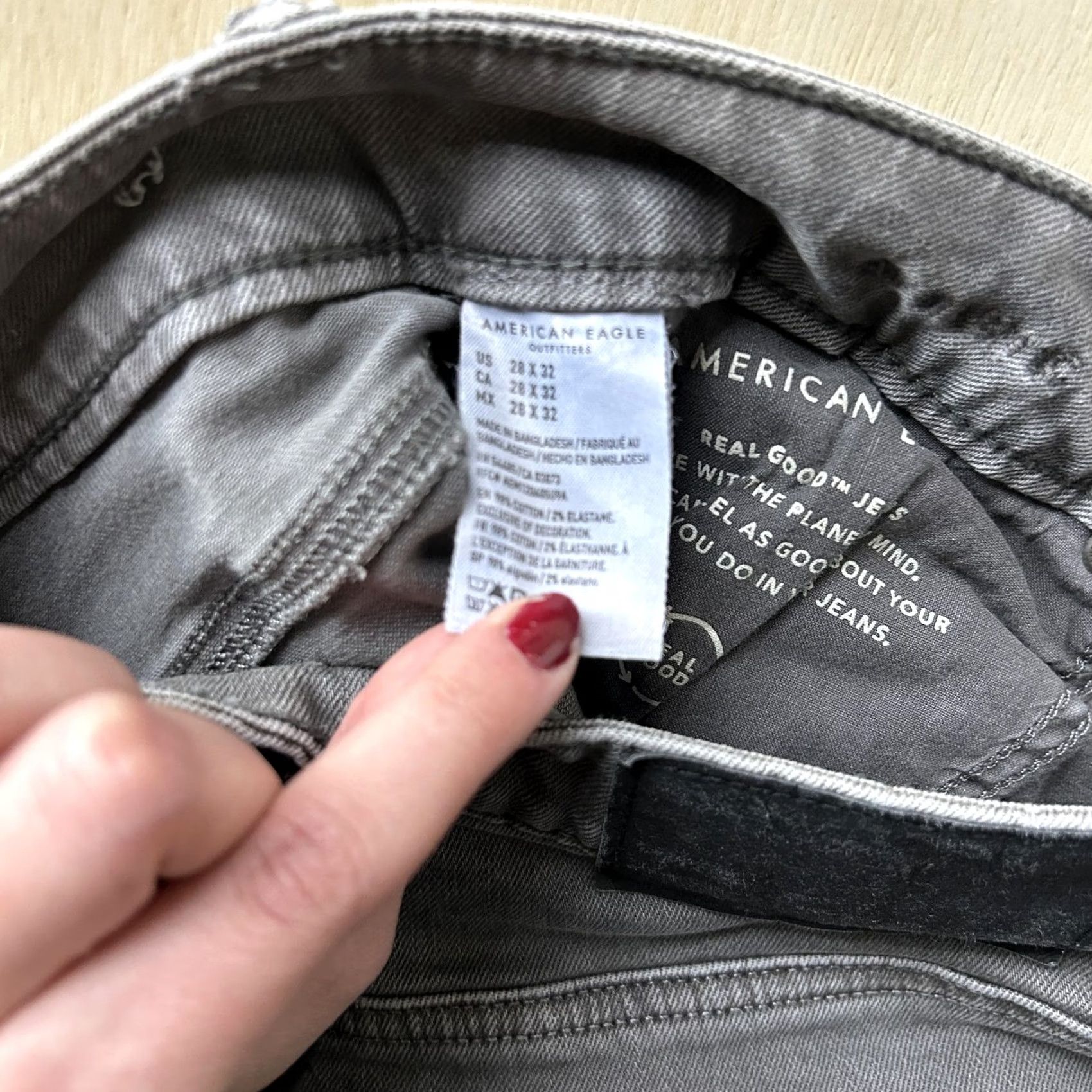American Eagle Outfitters VINTAGE? No. American Eagle Airflex+ Jeans Mens 28x32 Gray Denim Slim Skinny Distressed Size US 28 / EU 44 - 3 Thumbnail