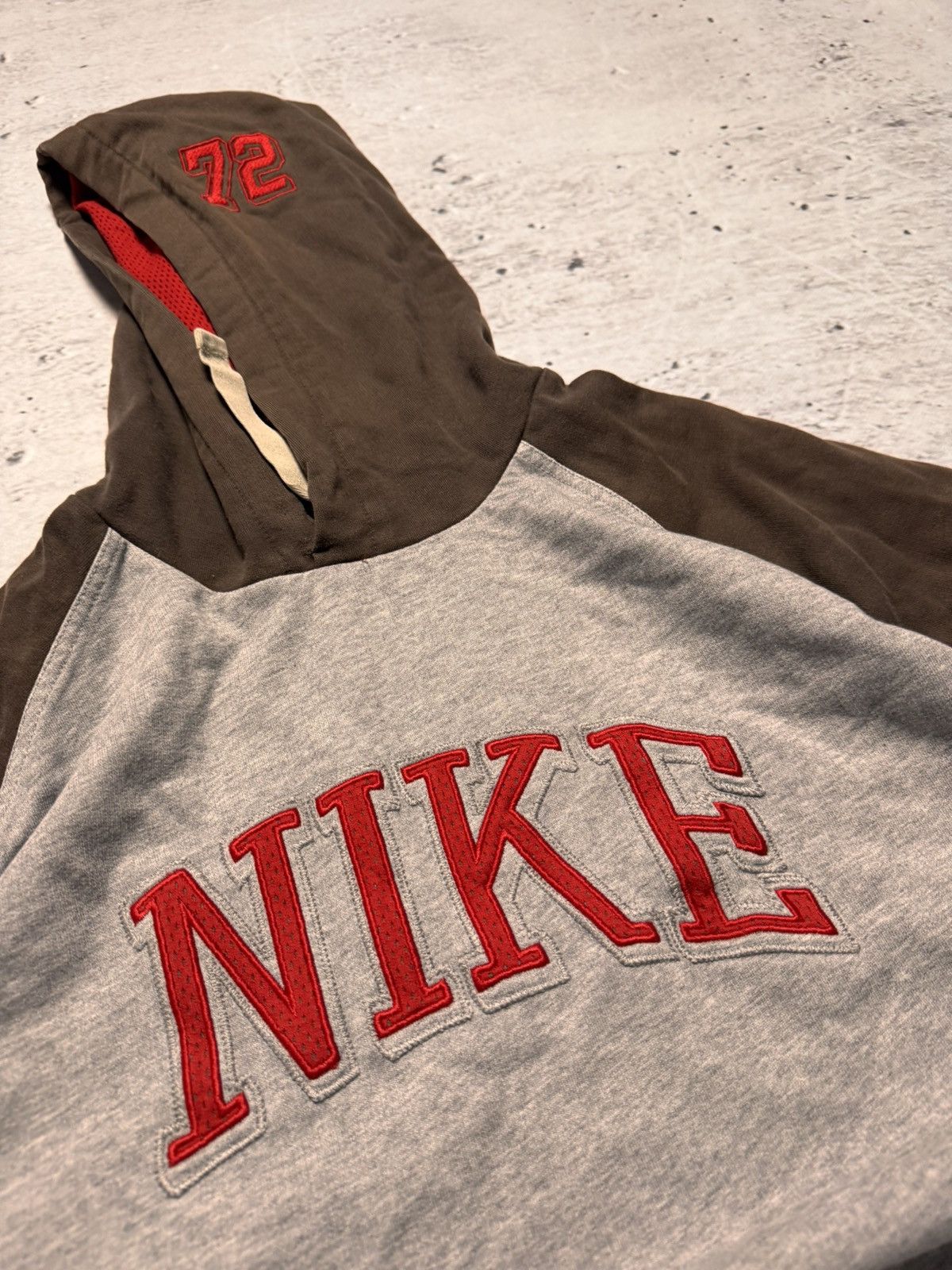 Nike × Vintage NIKE VINTAGE CENTER LOGO OVERSIZE BOXY HOODIE Size US L / EU 52-54 / 3 - 3 Thumbnail