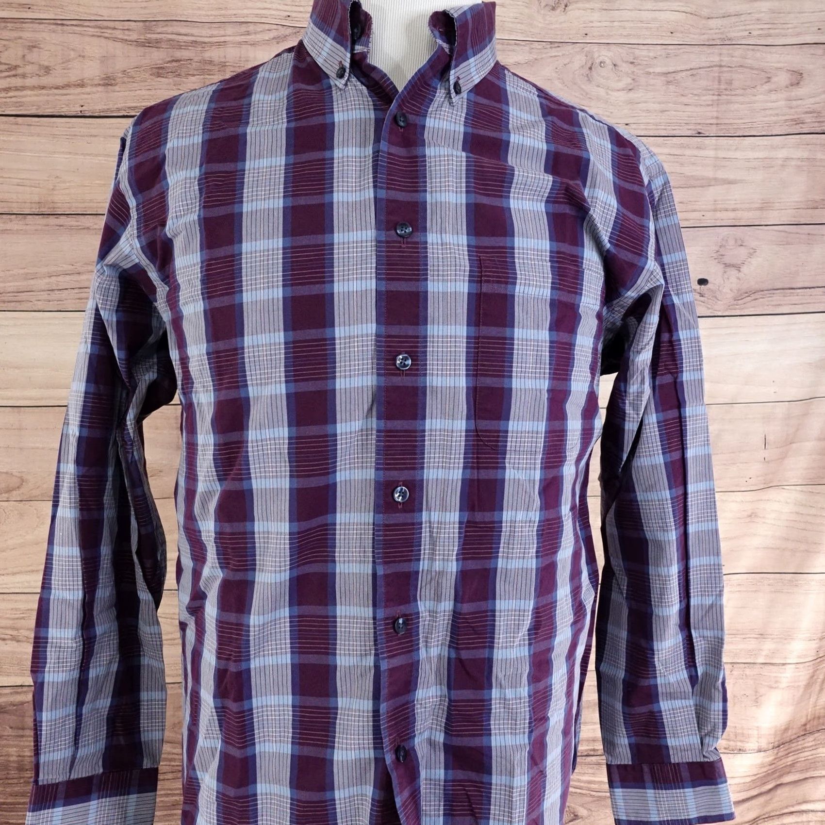 Roundtree & Yorke ROUNDTREE & YORKE PLAID BUTTON DOWN SHIRT MENS SIZE L Size US L / EU 52-54 / 3 - 3 Thumbnail