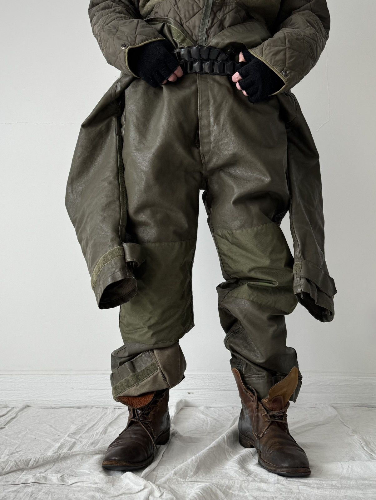 Vintage Vintage 1980s Dutch Army Winter Coveralls Size US 32 / EU 48 - 4 Thumbnail
