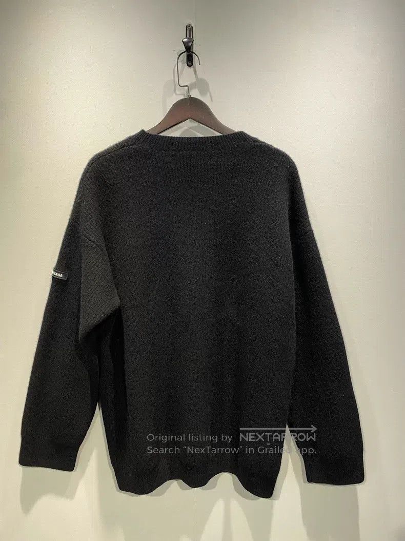 Balenciaga Balenciaga Wool knitted sweater, sleeve logo solid color Size US XL / EU 56 / 4 - 2 Thumbnail