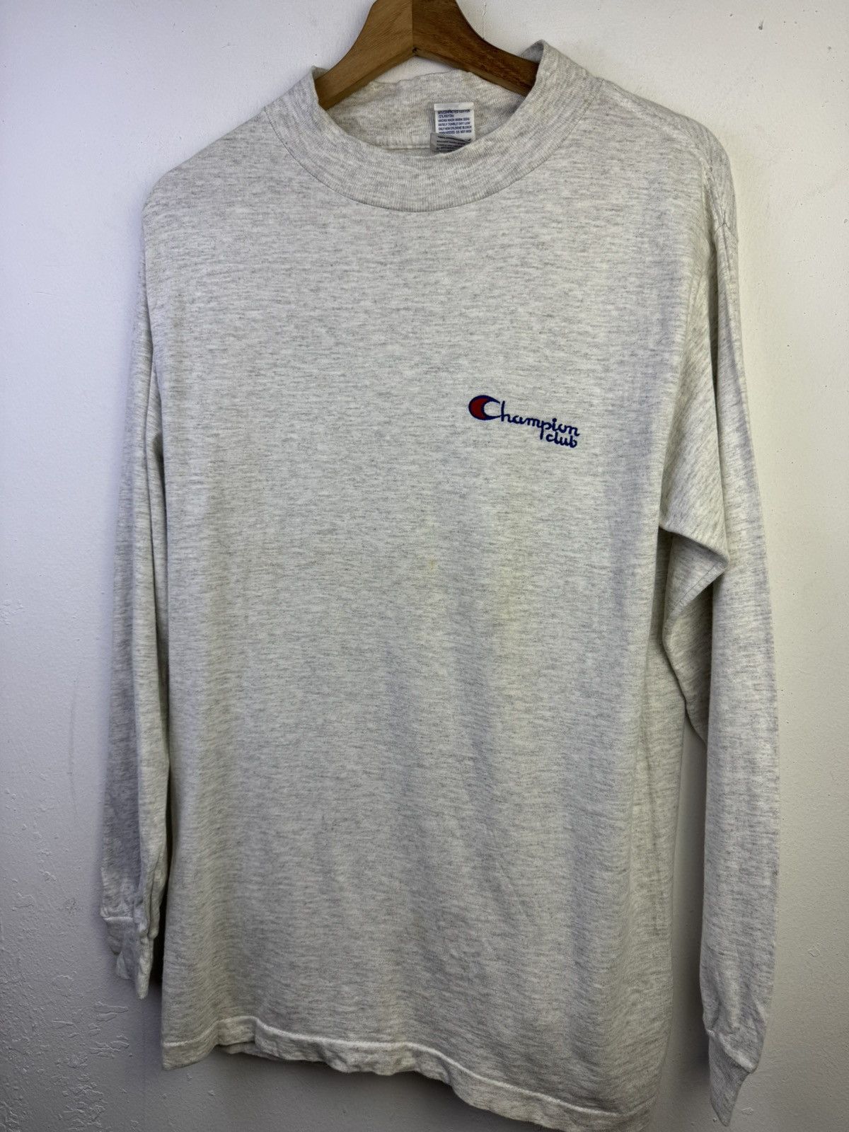 Champion vintage gray 90's Champion long-sleeve crewneck t-shirt Size US M / EU 48-50 / 2 - 3 Thumbnail