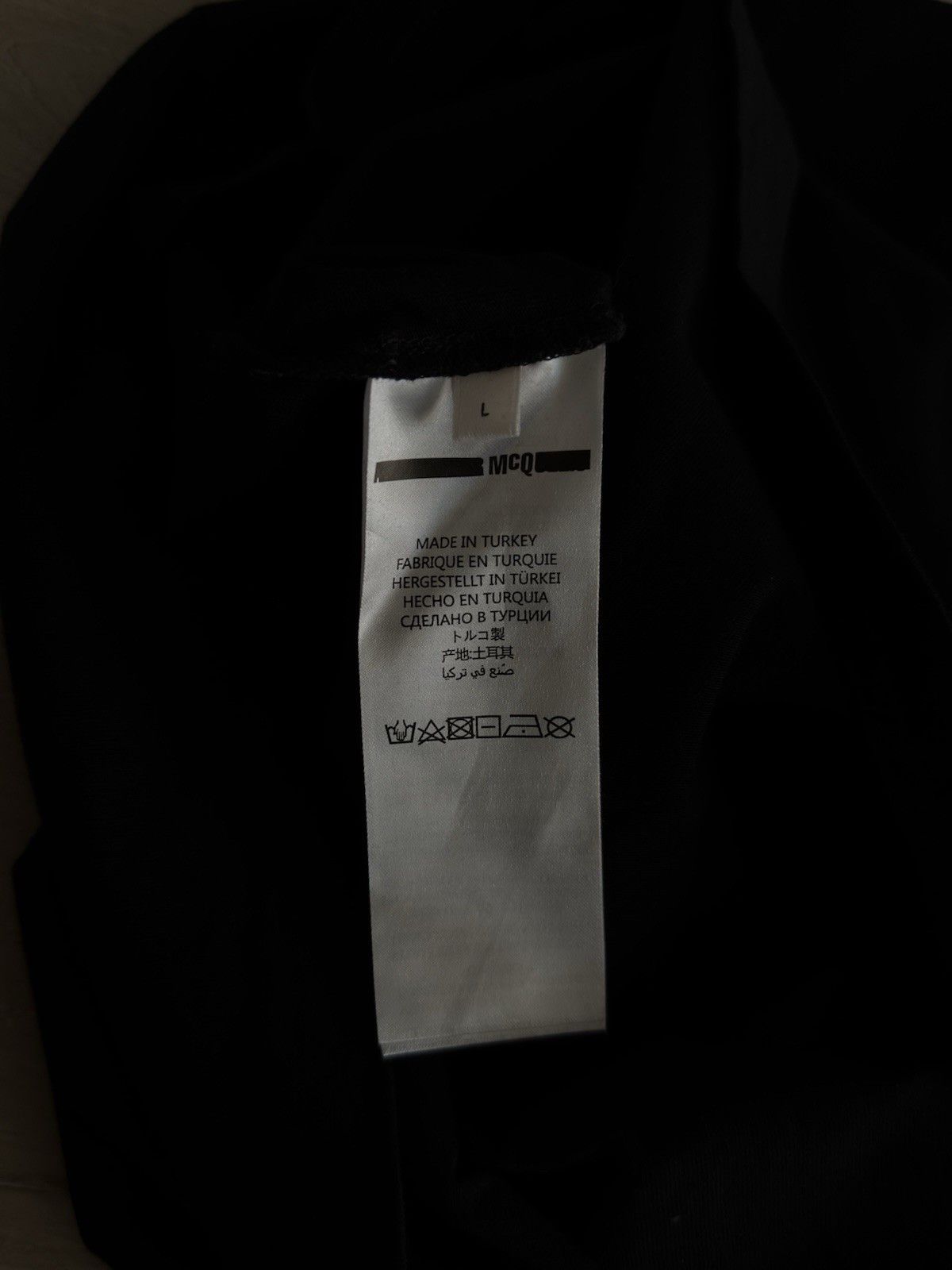 McQ Alexander McQueen DDP Alexander McQueen McQ Monster Eyes T-Shirt size S Size US S / EU 44-46 / 1 - 9 Thumbnail