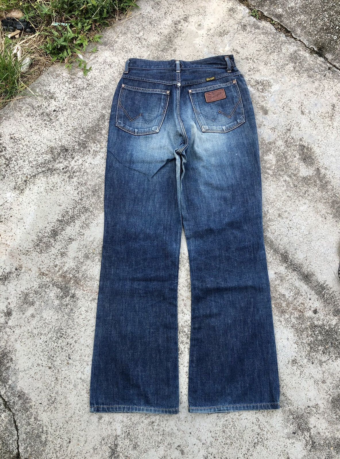 Vintage FLARED⚡️⚡️VINTAGE WRANGLER BLUE BELL DENIM Size US 27 - 4 Thumbnail