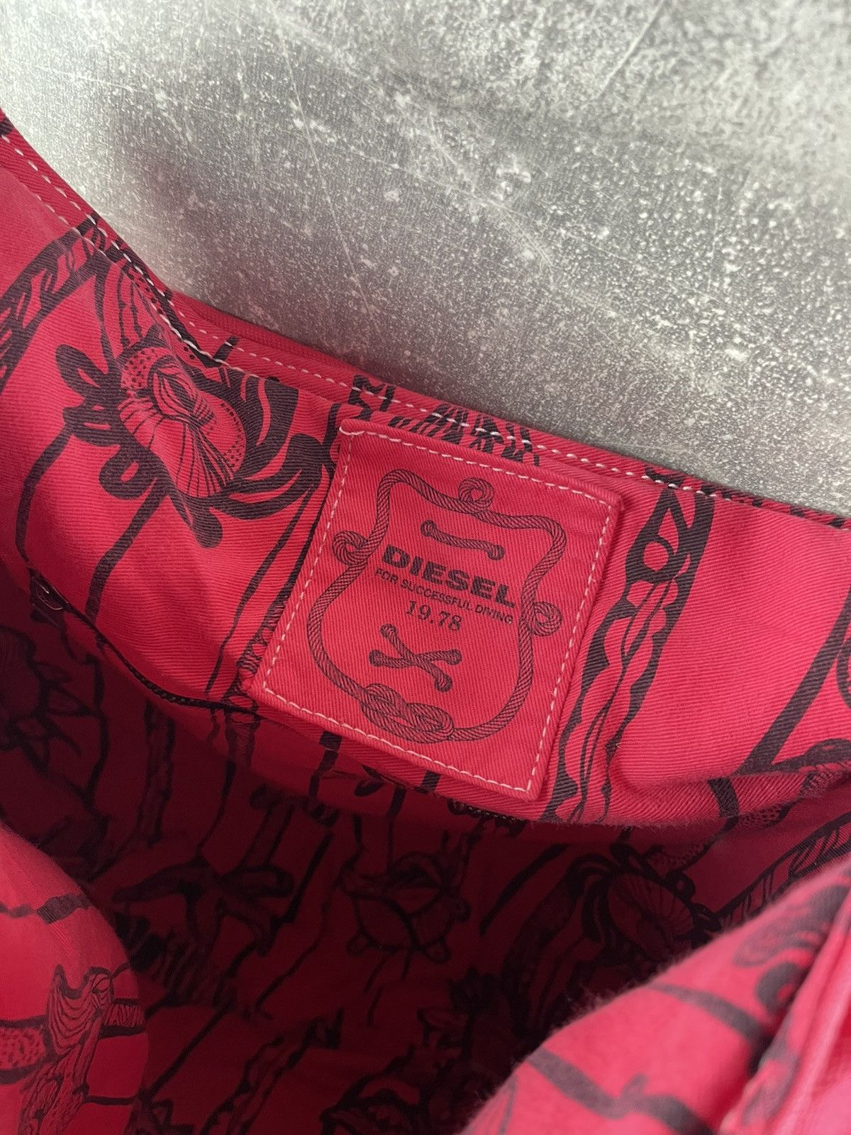 Diesel Diesel 1978 Red Durable Canvas Shoulder Bag Y2K Era Utility Size ONE SIZE - 12 Thumbnail