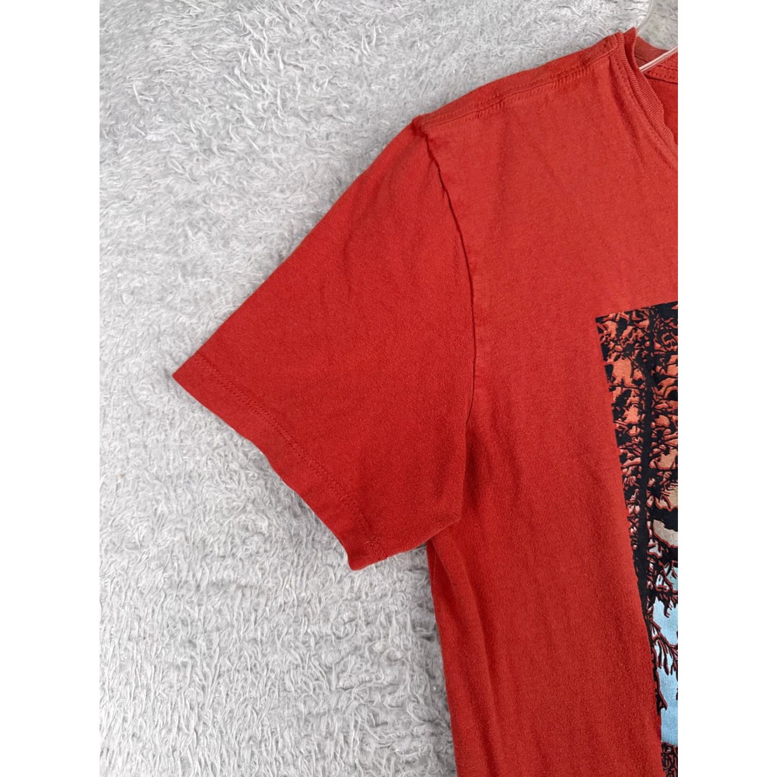 The North Face VINTAGE? No — The North Face Shirt Men Small Petite Red Crew Neck 100% Cotton Tree Logo READ Size US S / EU 44-46 / 1 - 3 Thumbnail