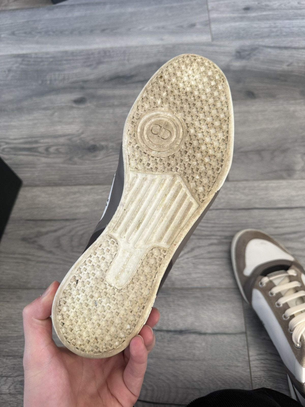 Dior White and Brown Leather Suede Low-Top Sneakers Size US 8 / EU 41 - 18 Thumbnail