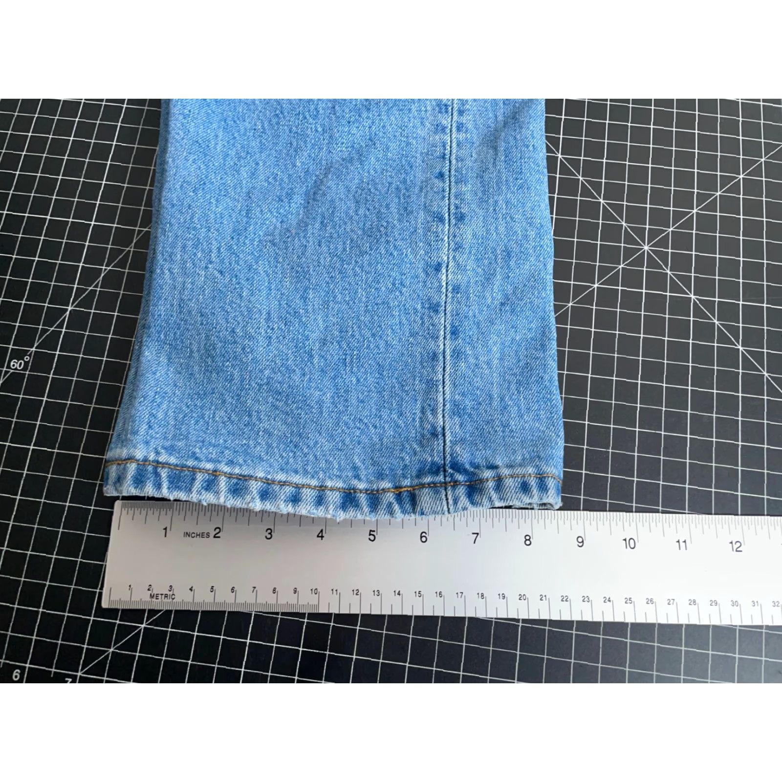 Levi's VINTAGE Levi's 501 Jeans Men's Regular Fit Straight Blue Denim Spring Summer Fall Winter 34x31 Size US 34 / EU 50 - 7 Thumbnail