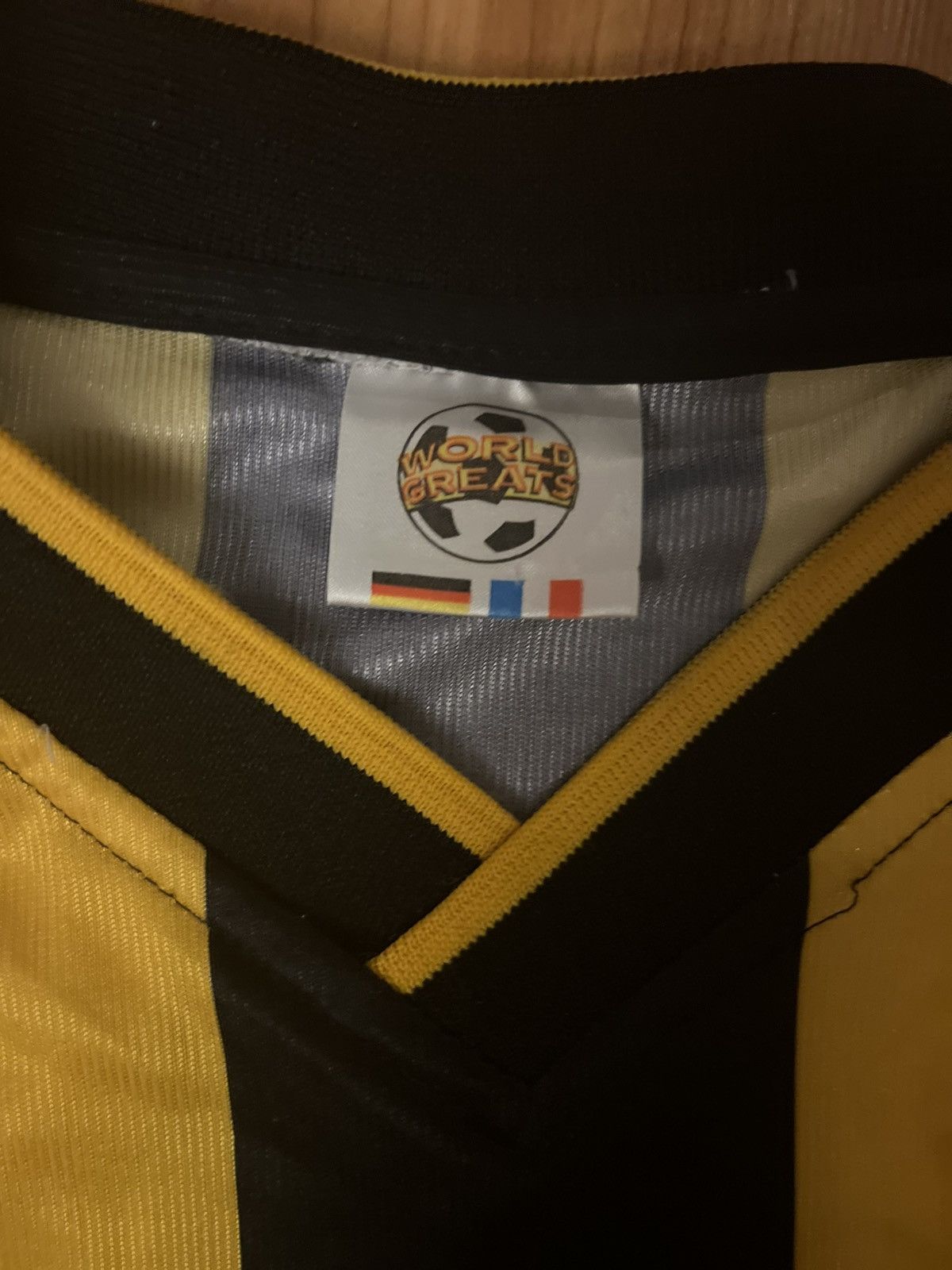 Other Rare early 2000s Penarol Home kit/jersey size L Size US L / EU 52-54 / 3 - 5 Thumbnail