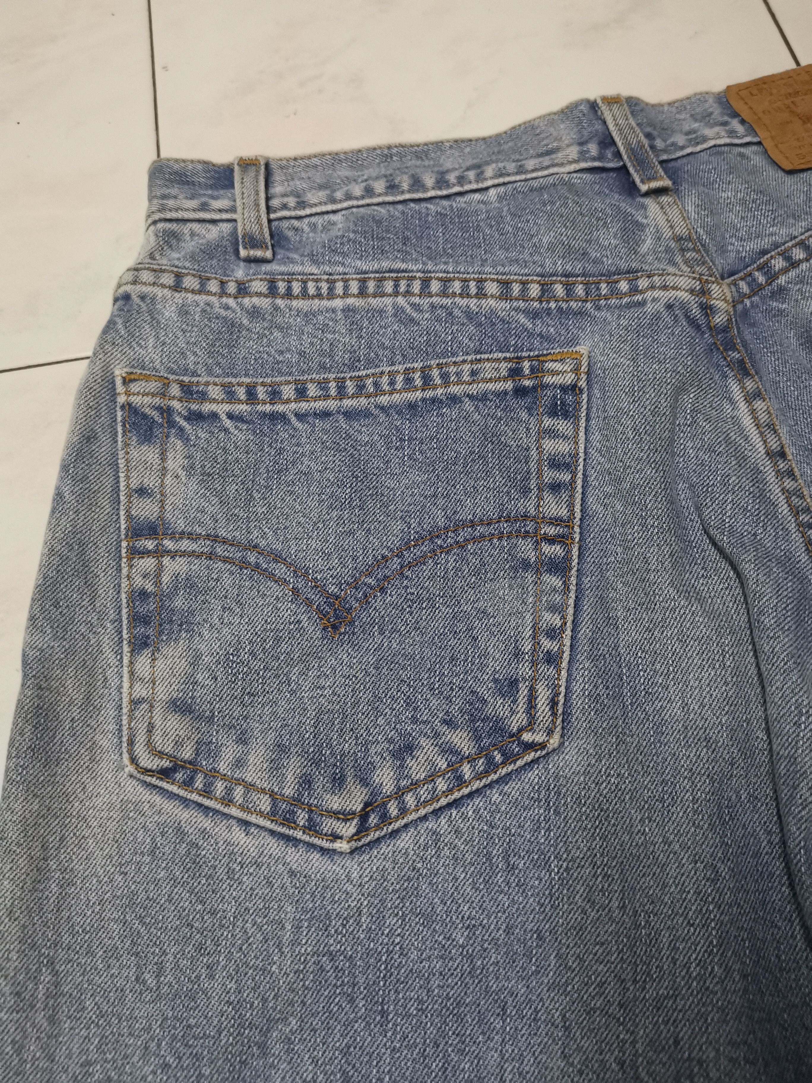 If Six Was Nine Vintage Levis 550 Light blue jeans Size US 32 / EU 48 - 2 Thumbnail