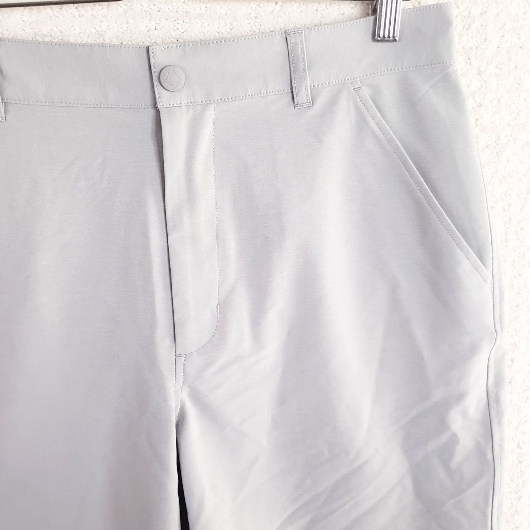 Vintage Ocean + Coast Men's Shorts Gray 32" x 9" Inseam Flat Front Chino Beach Outdoor Size US 32 / EU 48 - 4 Thumbnail