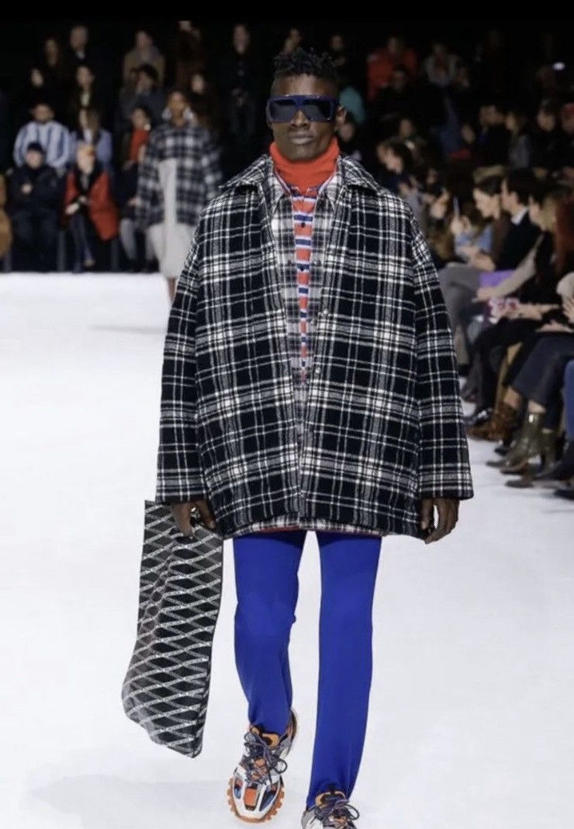Balenciaga FW18 Oversized Quilted Plaid Jacket Size US L / EU 52-54 / 3 - 13 Thumbnail