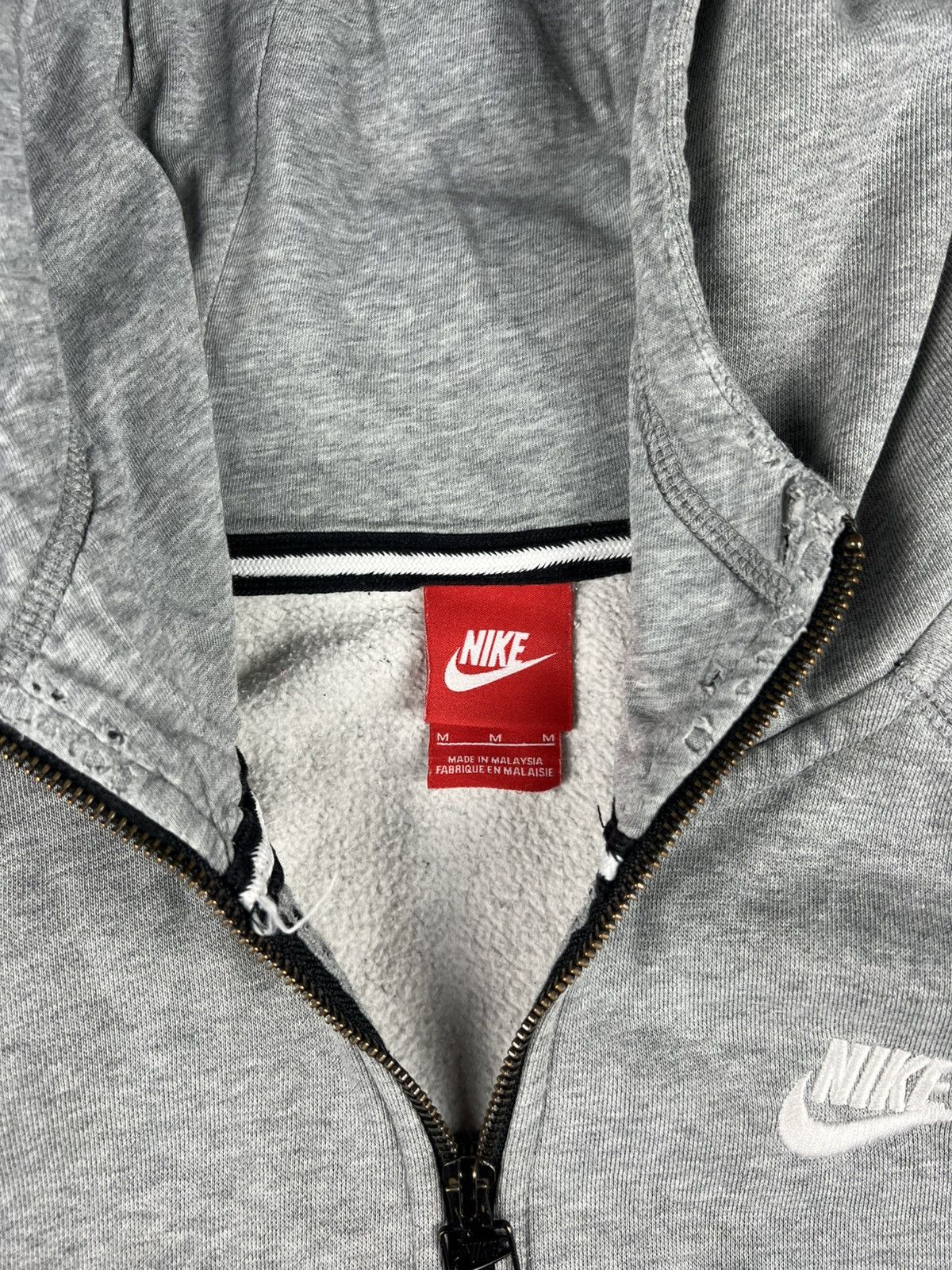 Nike Vintage Nike Tech Fleece Zip Up Swoosh Y2K Hoodie Size US M / EU 48-50 / 2 - 12 Thumbnail