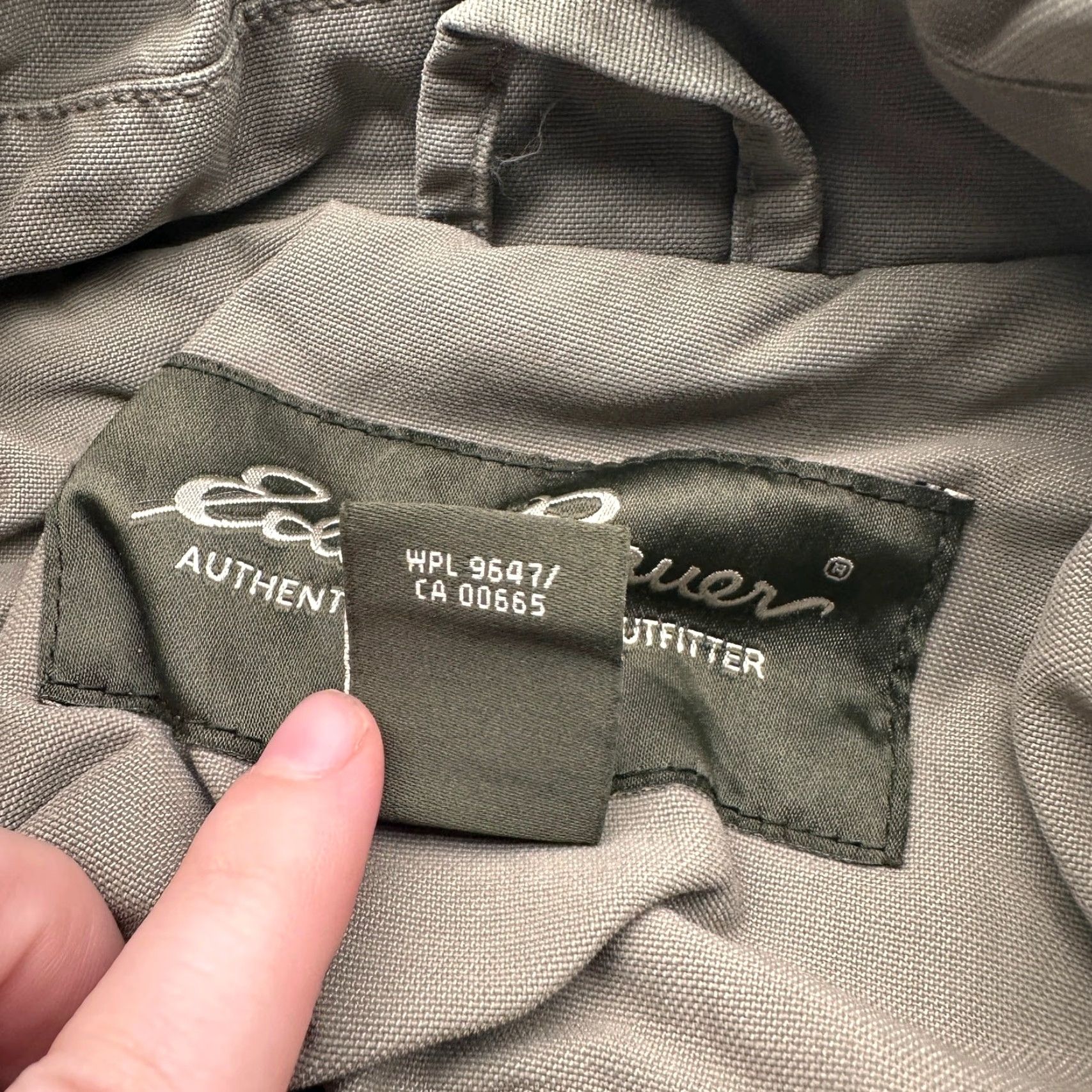 Eddie Bauer VINTAGE Eddie Bauer Button Canvas Field Barn Coat Jacket Mens XLT Tall Olive Green Size US XL / EU 56 / 4 - 4 Thumbnail