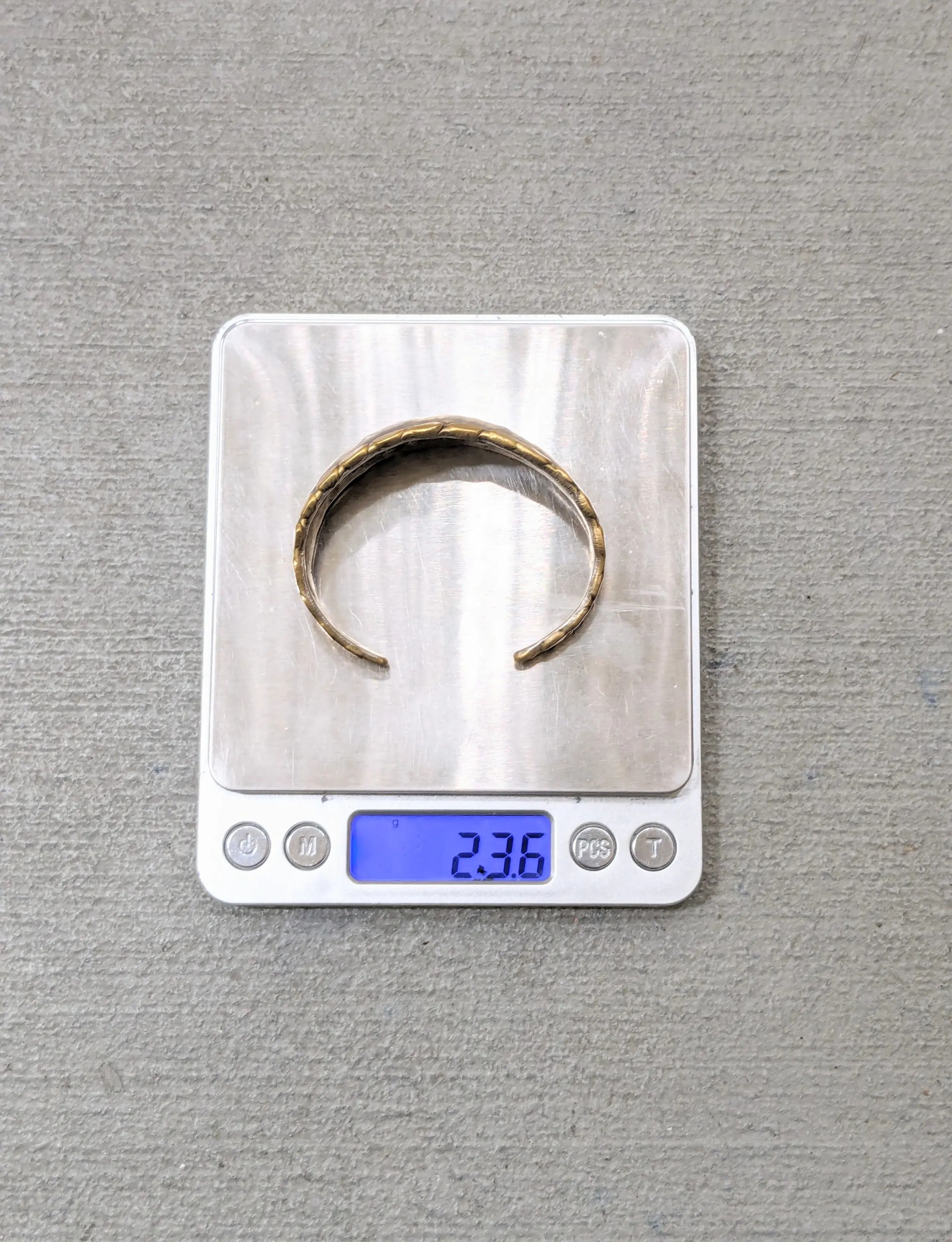 Jewelry Vintage Sterling Silver Cuff Bracelet Brass 5.5 Hammered Size ONE SIZE - 12 Thumbnail