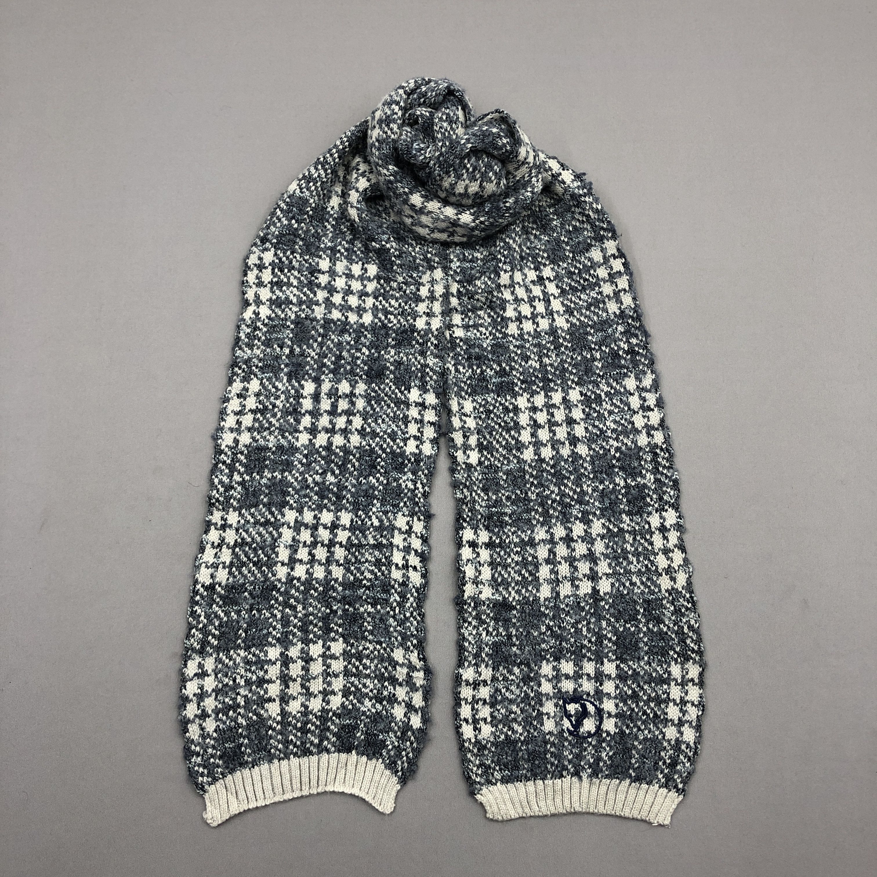 Fjallraven × Vintage Vintage Fjall Raven Scarf Muffler Wool Cashmere Scarves Size ONE SIZE - 1 Thumbnail
