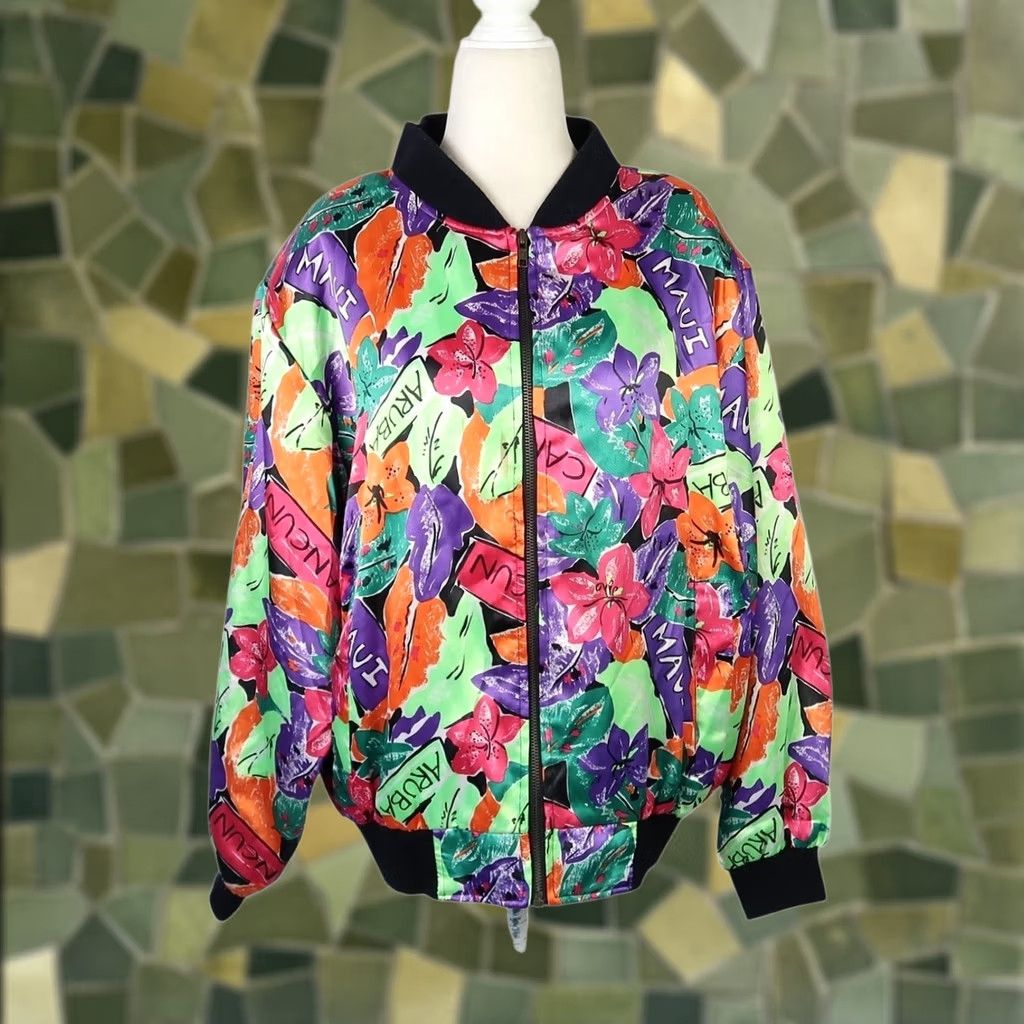 Vintage VINTAGE Stefano Tropical Floral Island Print Satin Bomber Jacket M Womens Size M / US 6-8 / IT 42-44 - 1 Thumbnail